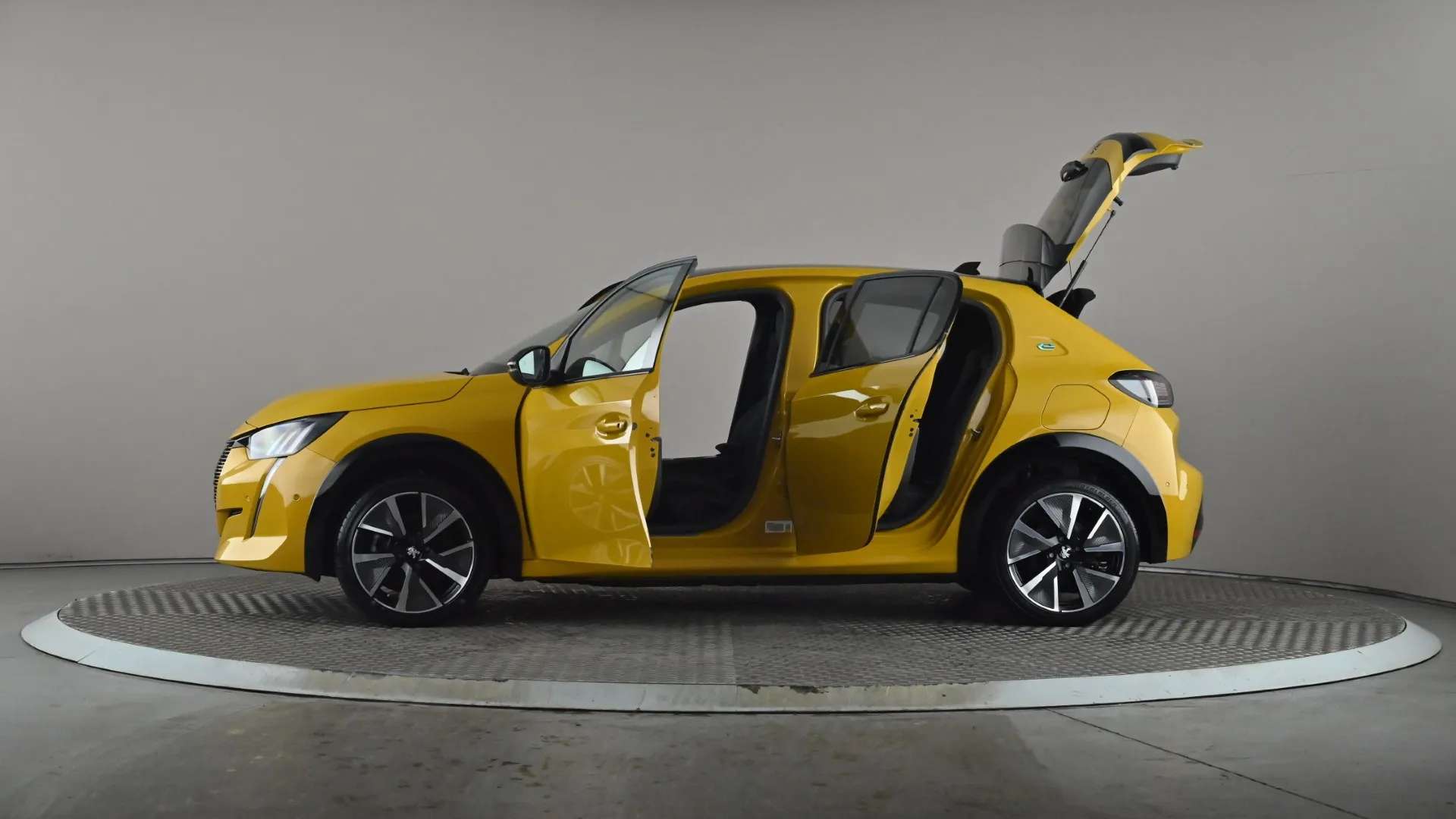 2022 PEUGEOT 208 2022 PEUGEOT 208