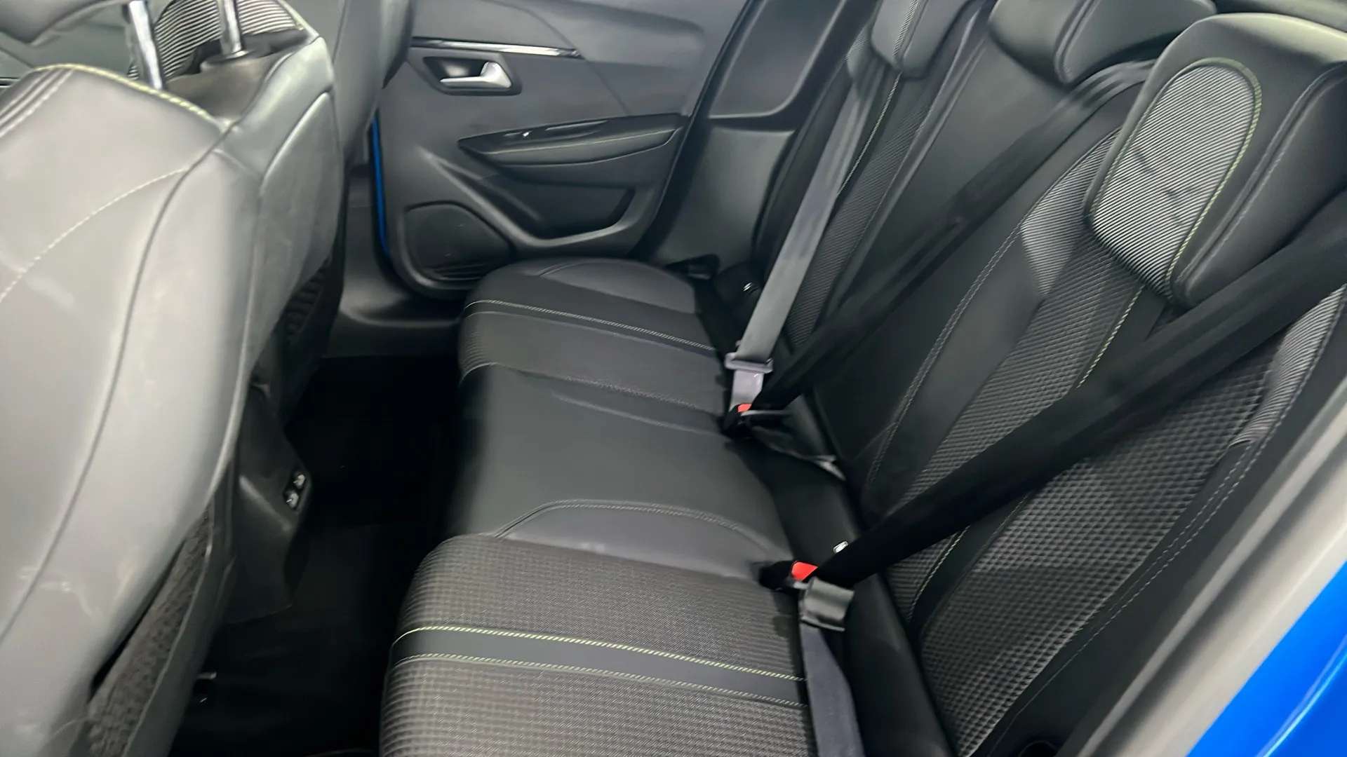 2021 PEUGEOT 208 2021 PEUGEOT 208