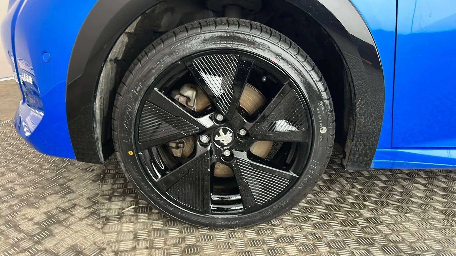 2021 PEUGEOT 208 2021 PEUGEOT 208