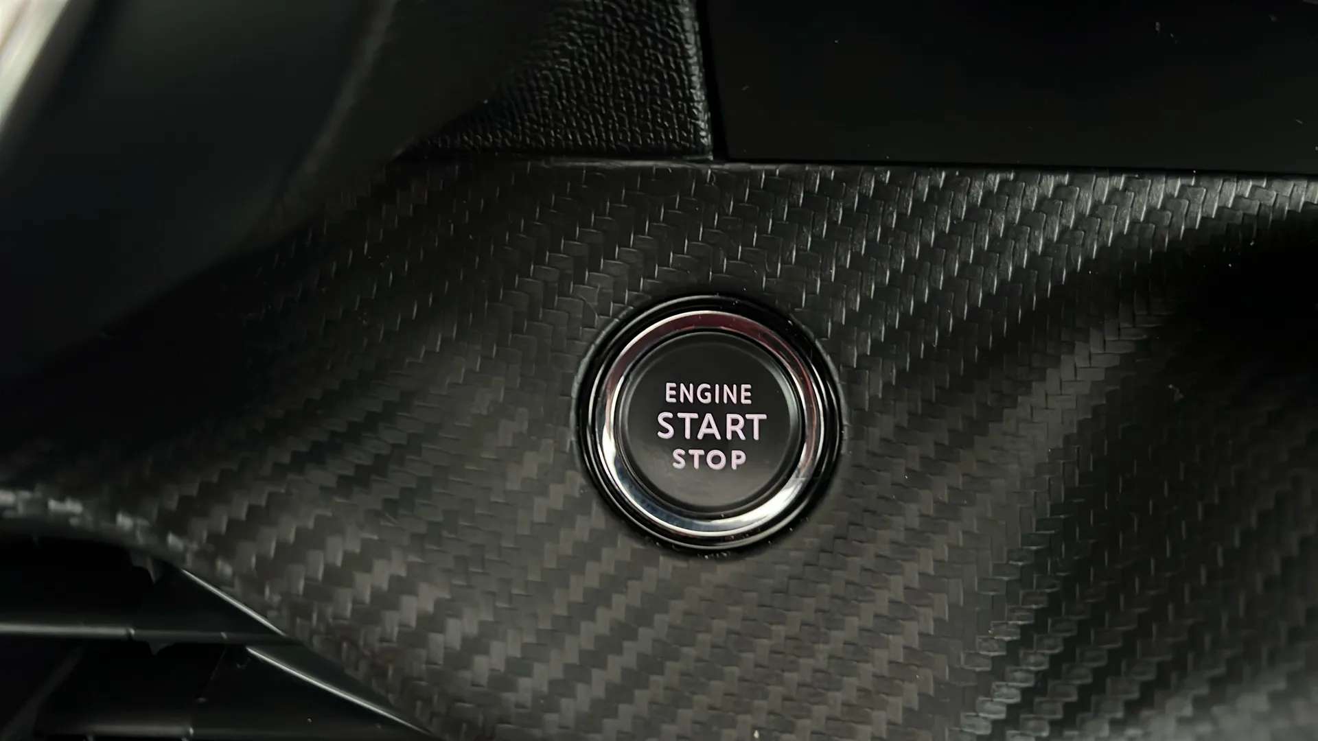 2021 PEUGEOT 208 2021 PEUGEOT 208