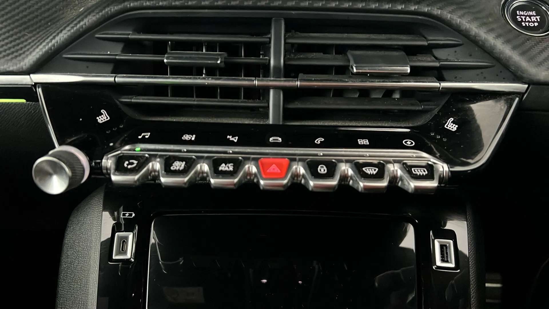 2023 PEUGEOT 2008 2023 PEUGEOT 2008