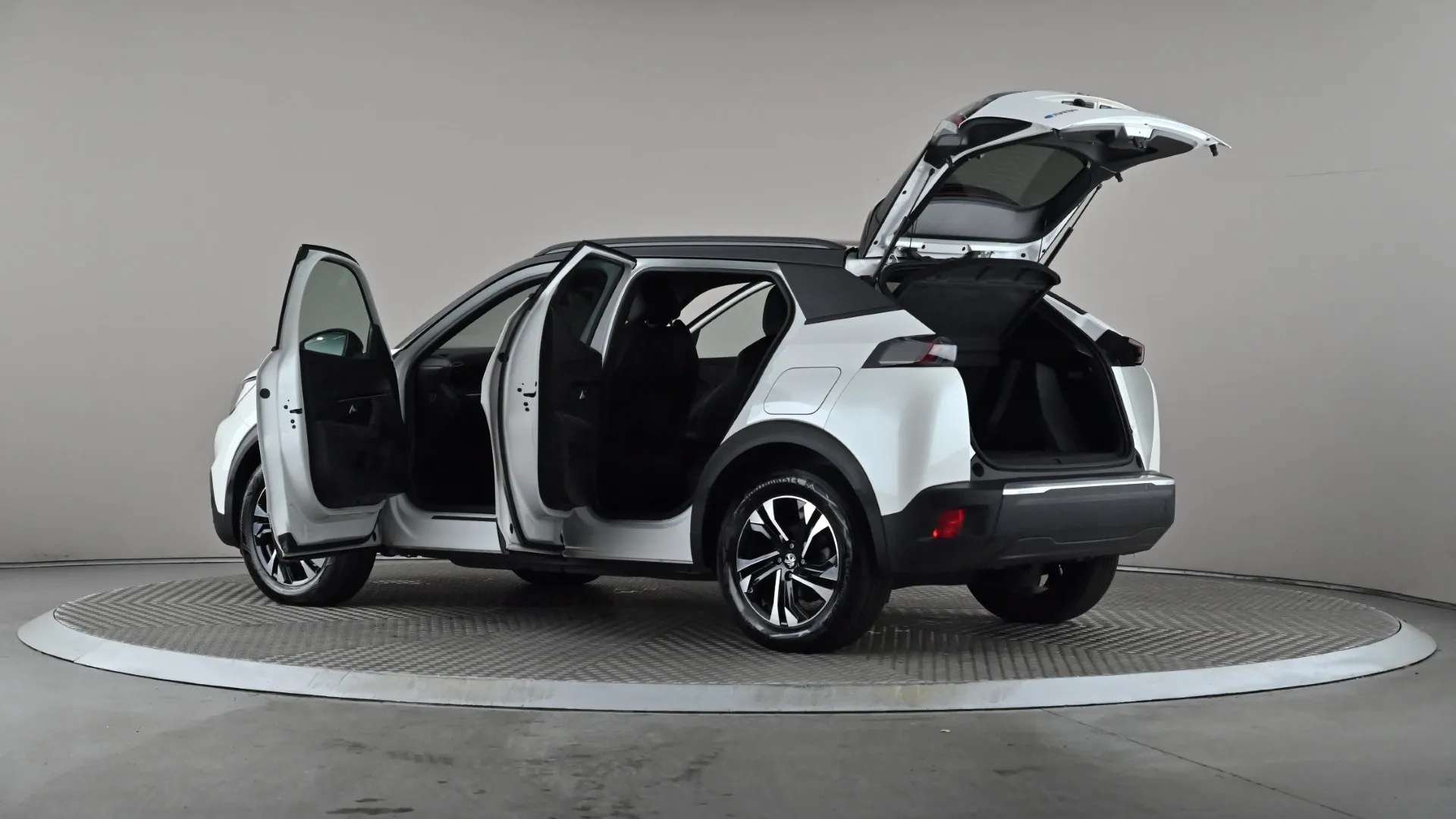2023 PEUGEOT 2008 2023 PEUGEOT 2008