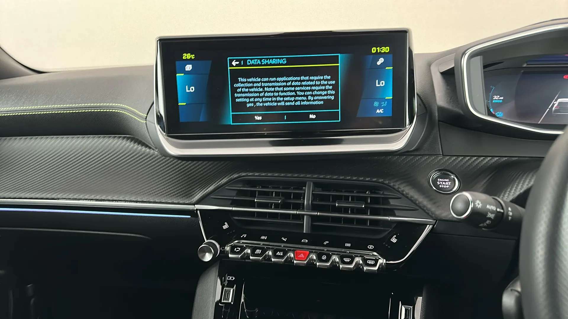 2023 PEUGEOT 2008 2023 PEUGEOT 2008