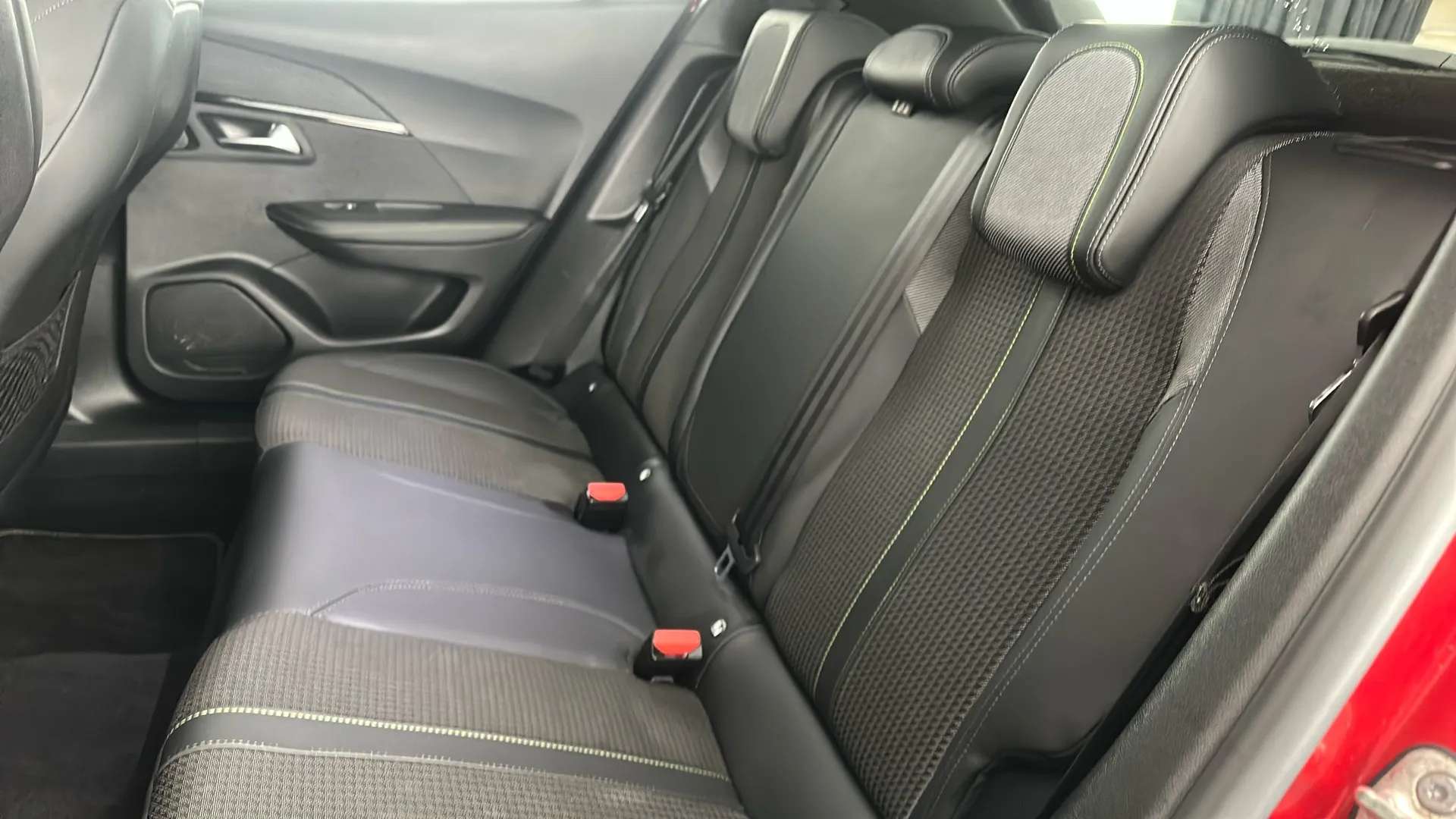 2022 PEUGEOT 2008 2022 PEUGEOT 2008