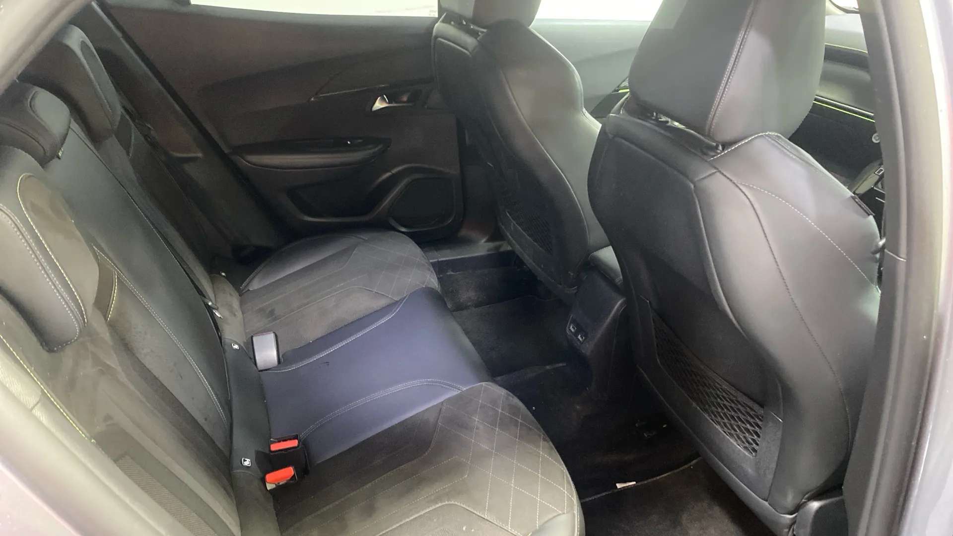 2023 PEUGEOT 2008 2023 PEUGEOT 2008