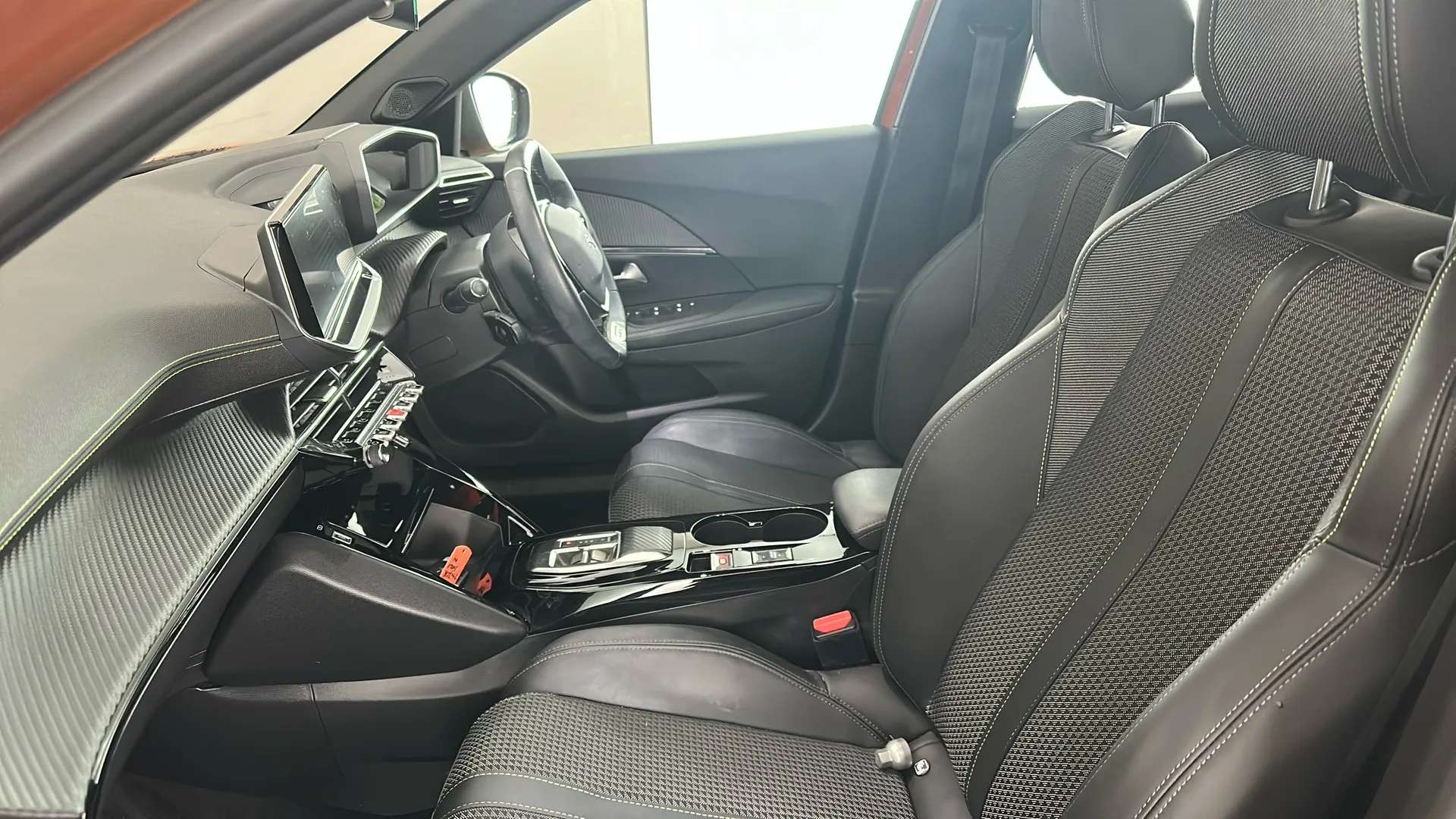 2022 PEUGEOT 2008 2022 PEUGEOT 2008