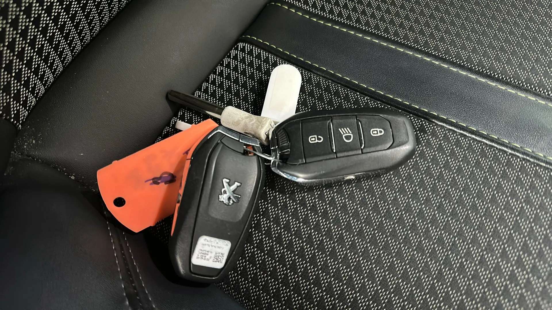 2022 PEUGEOT 2008 2022 PEUGEOT 2008