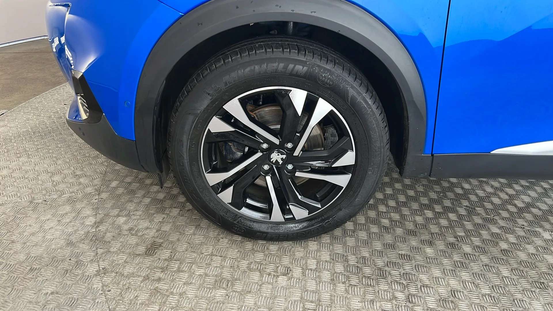 2021 PEUGEOT 2008 2021 PEUGEOT 2008