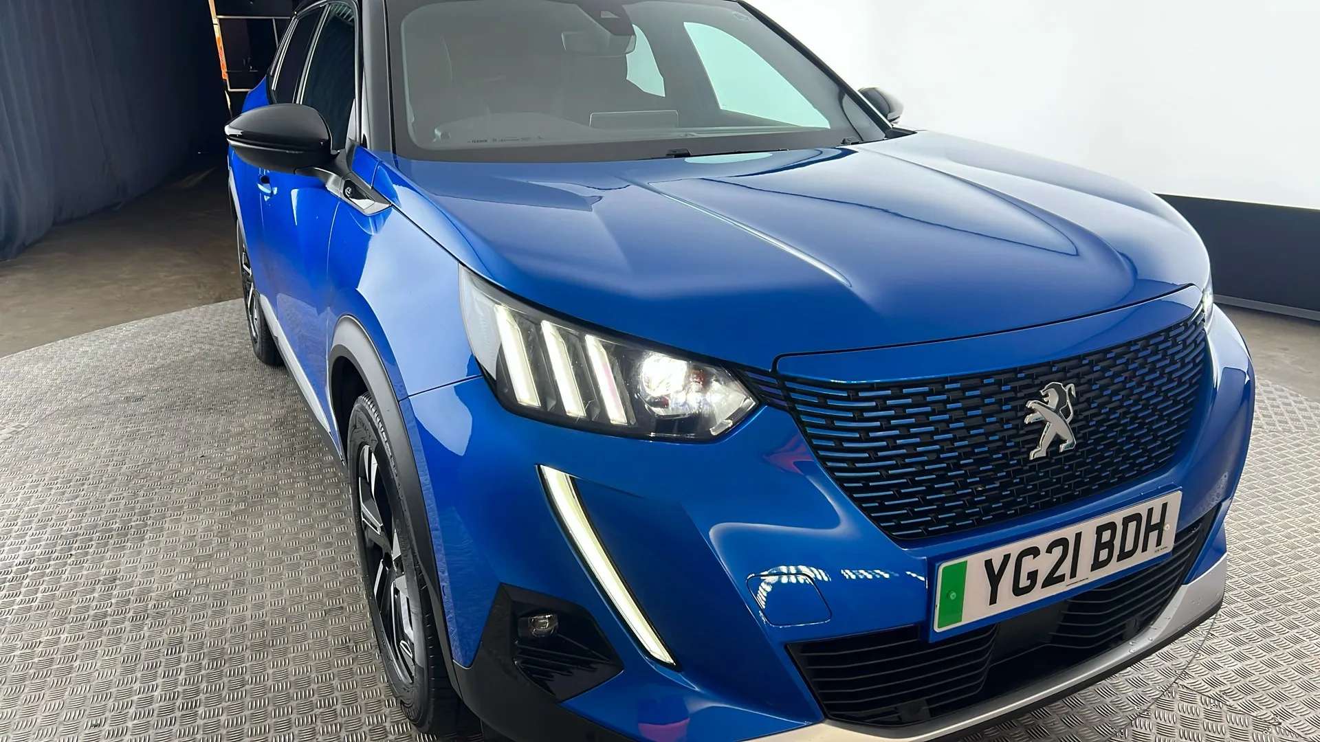 2021 PEUGEOT 2008 2021 PEUGEOT 2008