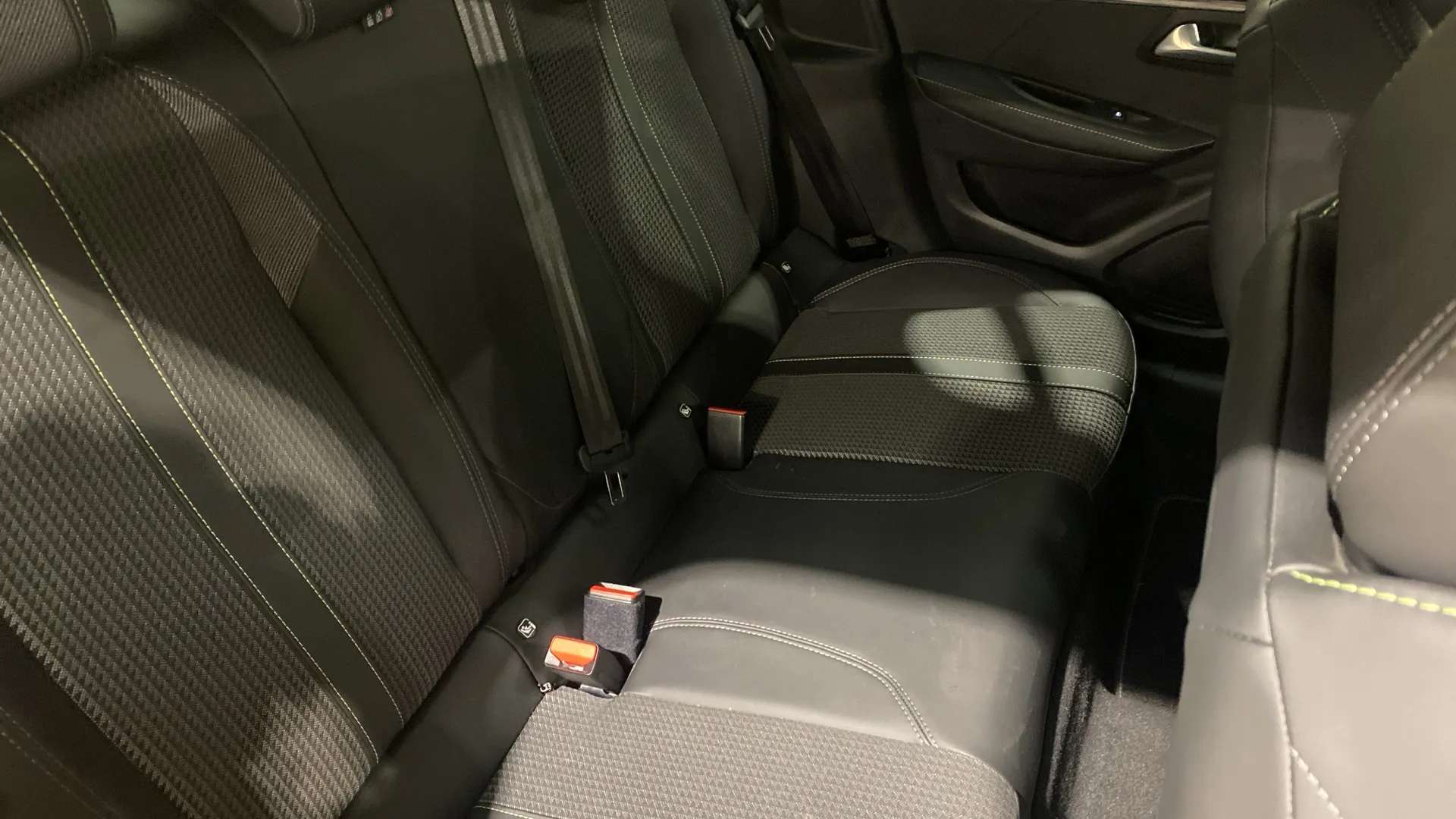 A 2021 PEUGEOT 208 100kW GT 50kWh Auto A 2021 PEUGEOT 208 100kW GT 50kWh Auto