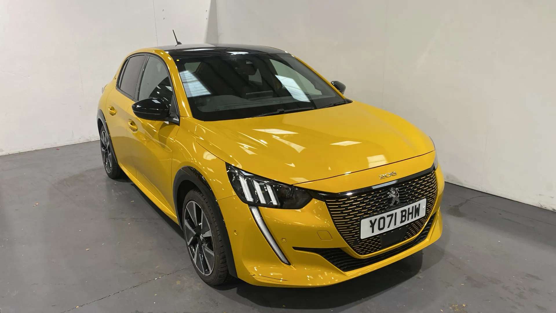 2021 PEUGEOT 208 2021 PEUGEOT 208