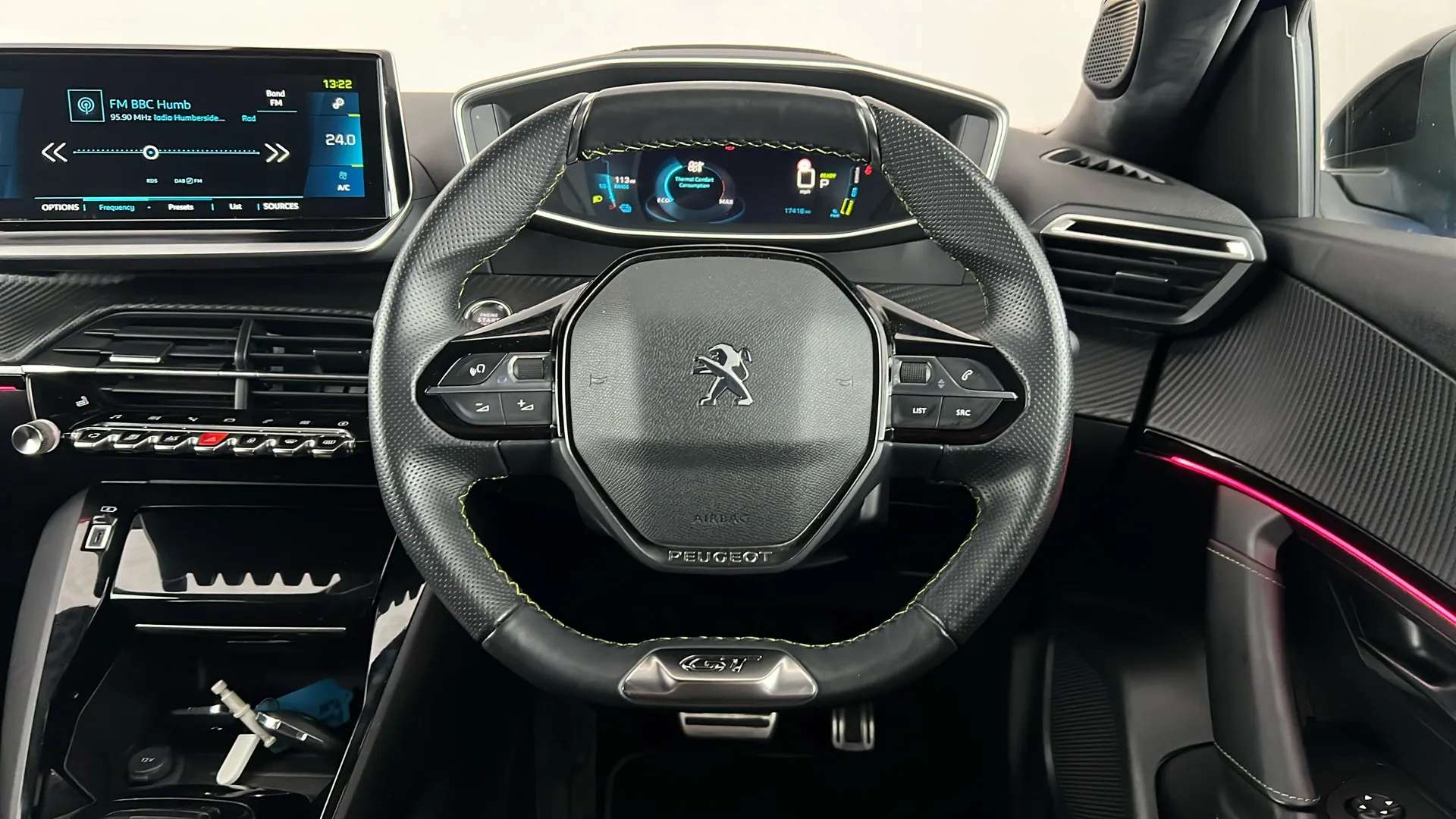 2022 PEUGEOT 2008 2022 PEUGEOT 2008