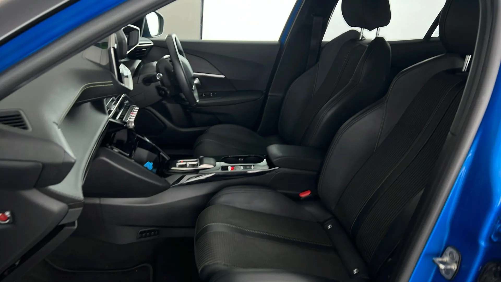 2022 PEUGEOT 2008 2022 PEUGEOT 2008