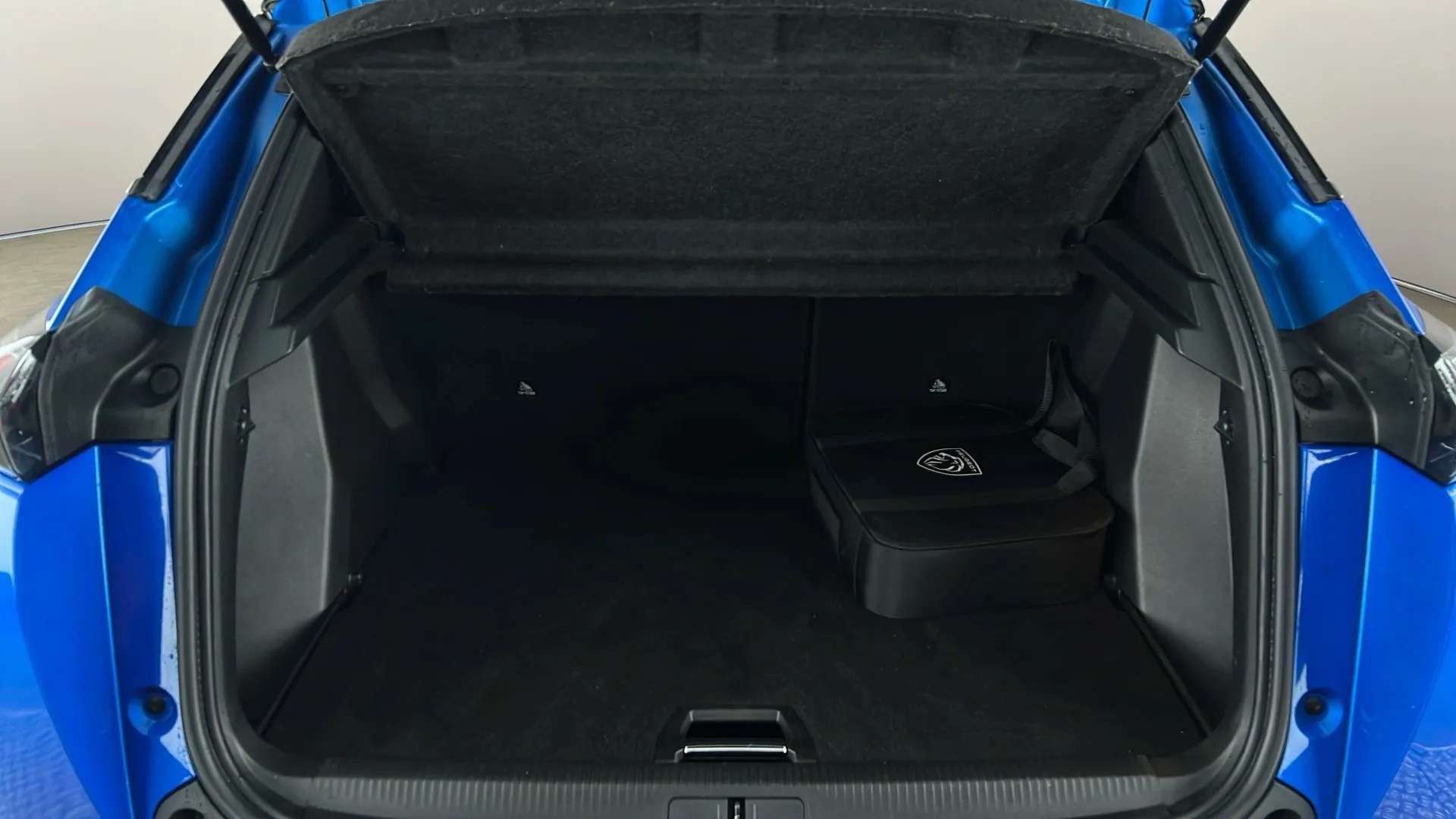 2022 PEUGEOT 2008 2022 PEUGEOT 2008