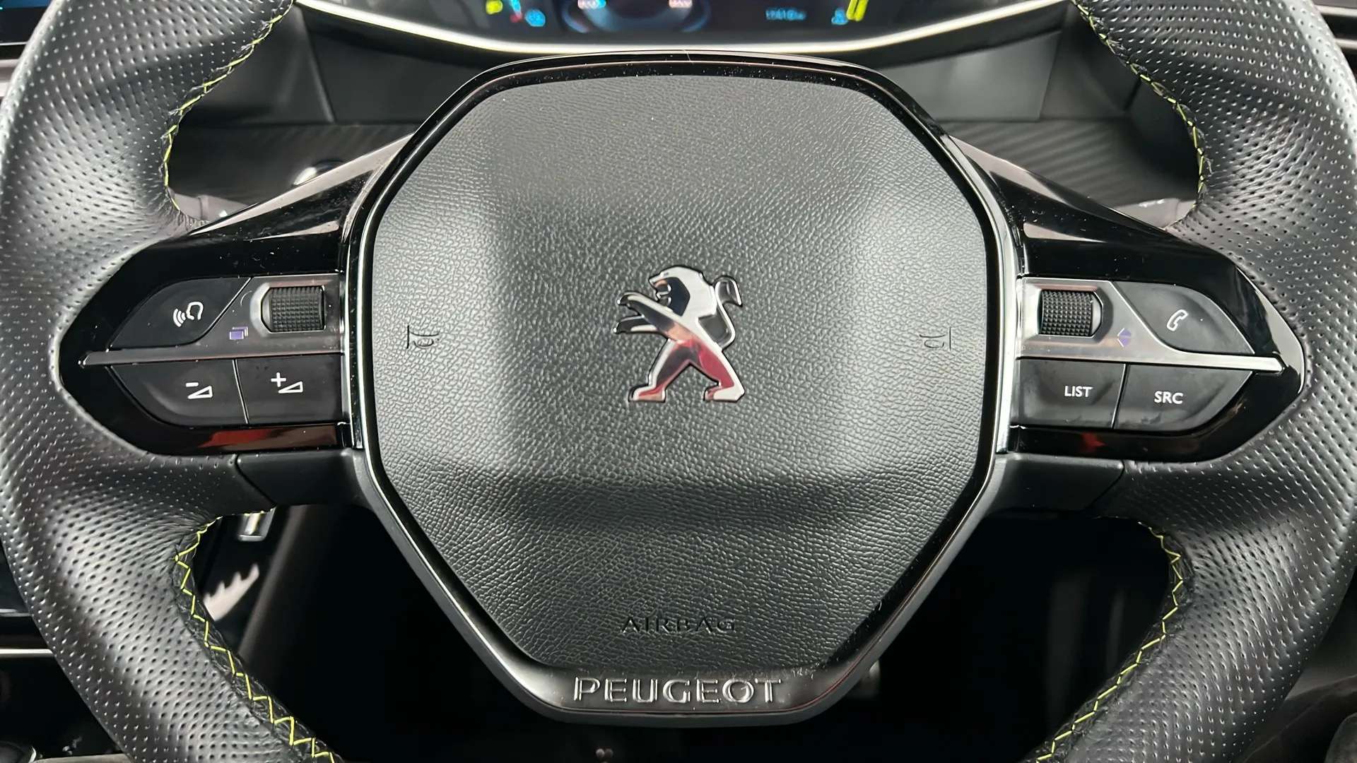 2022 PEUGEOT 2008 2022 PEUGEOT 2008