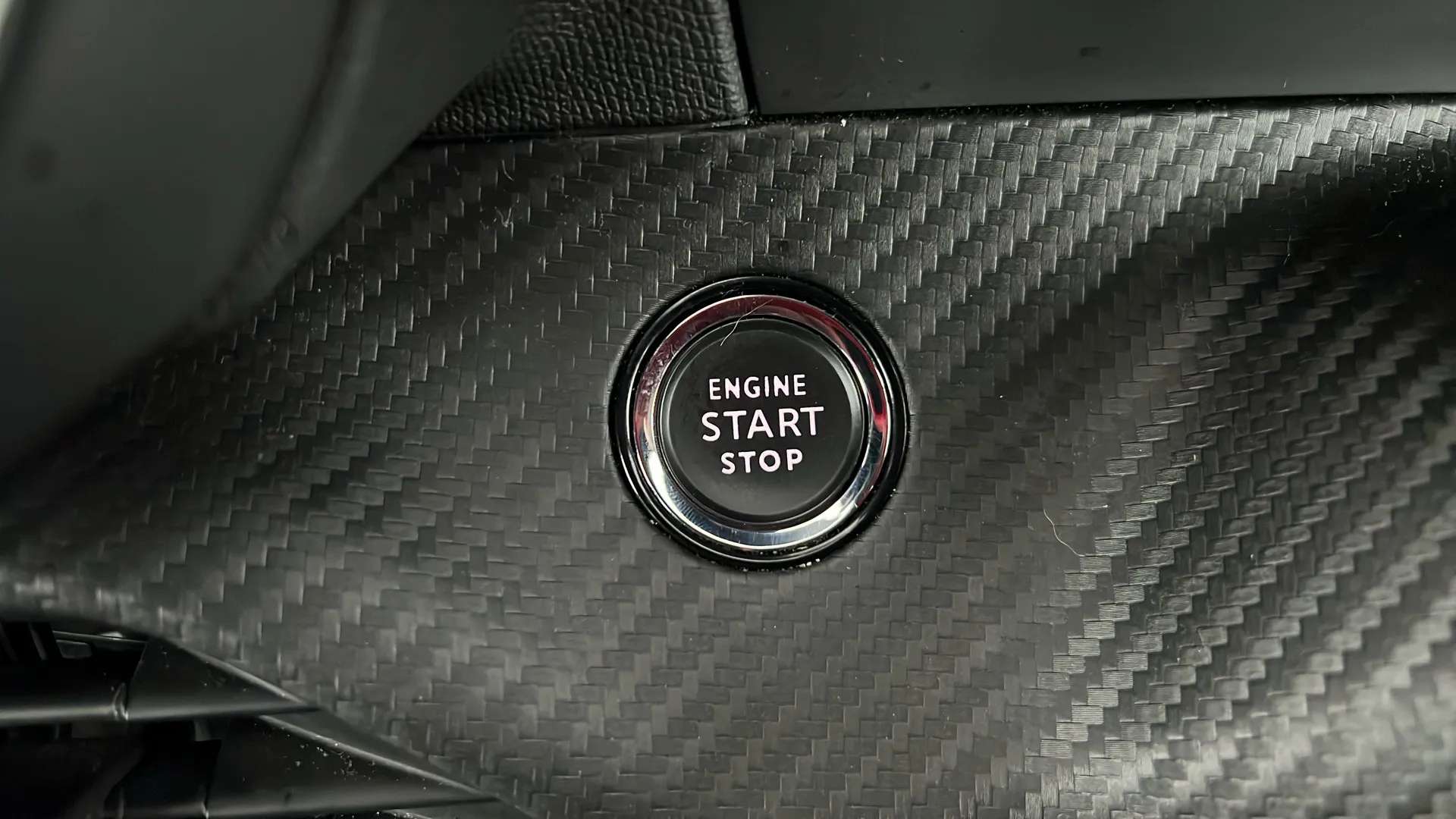 2022 PEUGEOT 2008 2022 PEUGEOT 2008