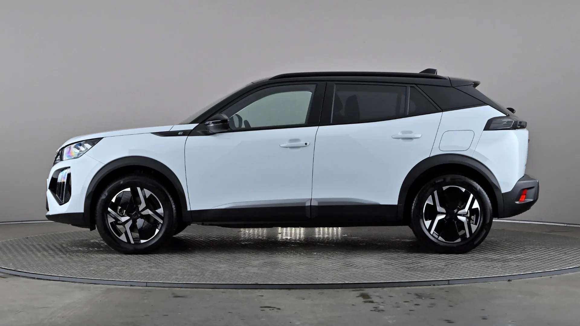 A 2025 PEUGEOT 2008 115kW GT 54kWh Auto A 2025 PEUGEOT 2008 115kW GT 54kWh Auto