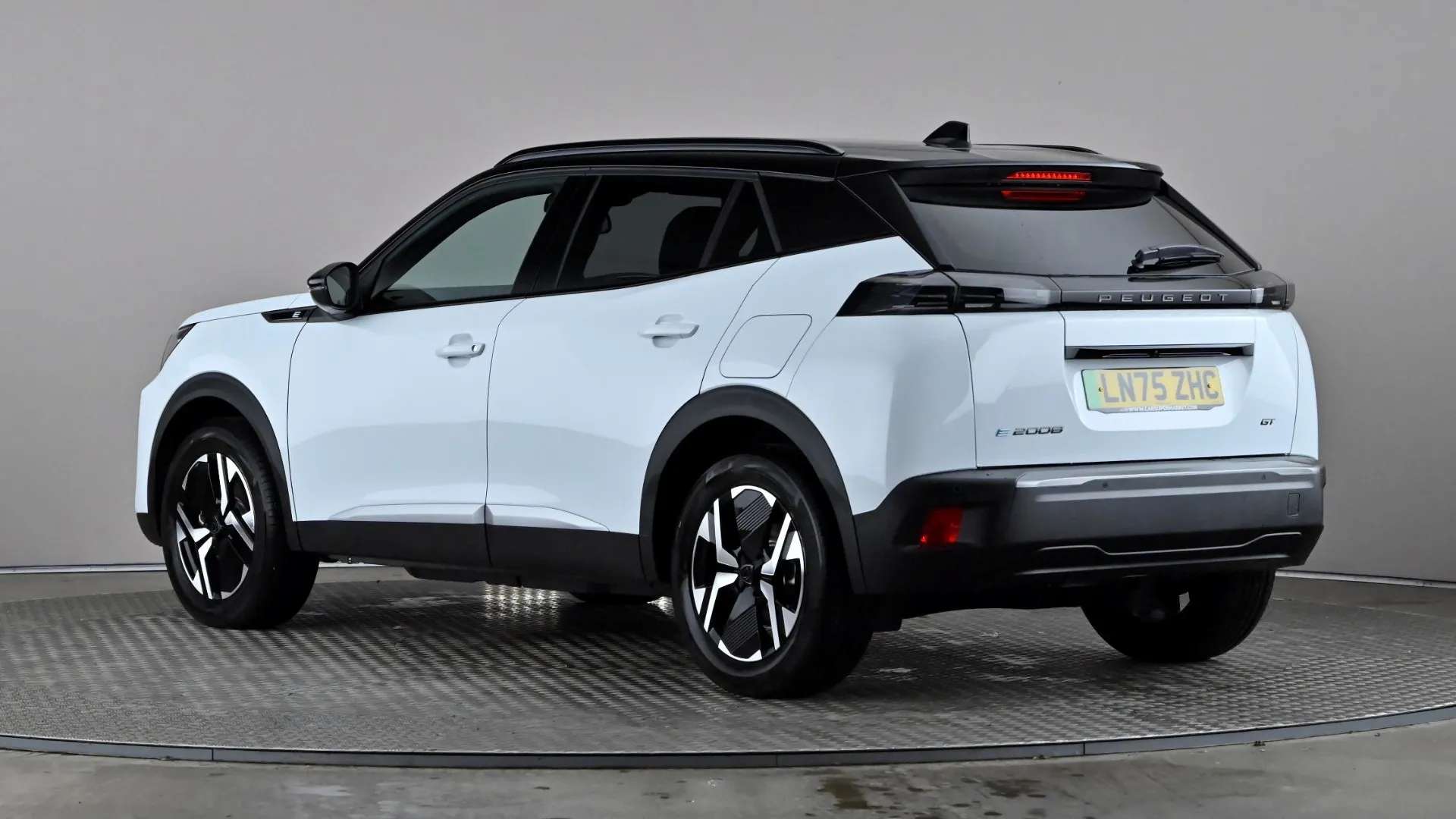 A 2025 PEUGEOT 2008 115kW GT 54kWh Auto A 2025 PEUGEOT 2008 115kW GT 54kWh Auto