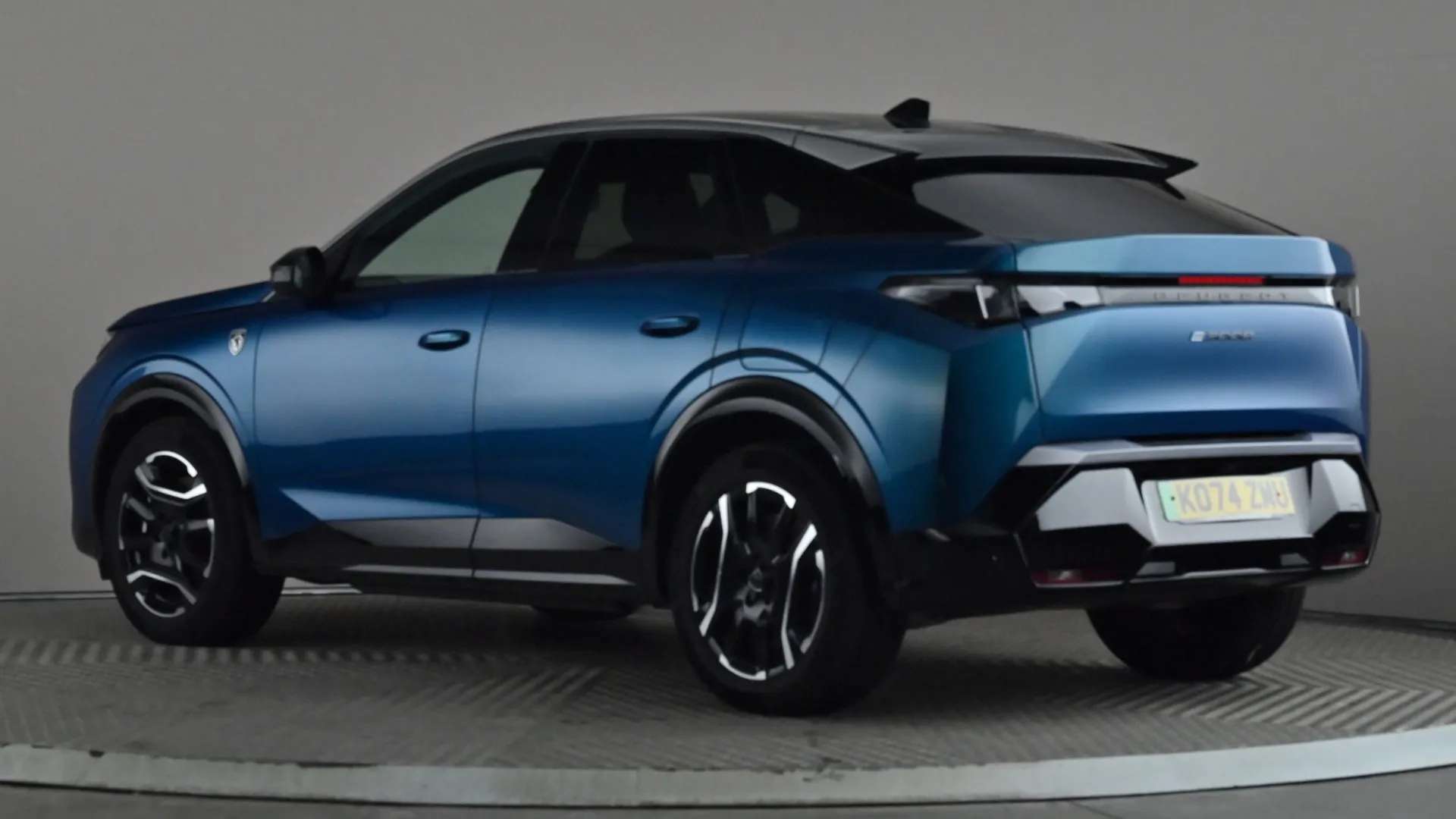 A 2025 PEUGEOT 3008 157kW GT 73kWh Auto A 2025 PEUGEOT 3008 157kW GT 73kWh Auto