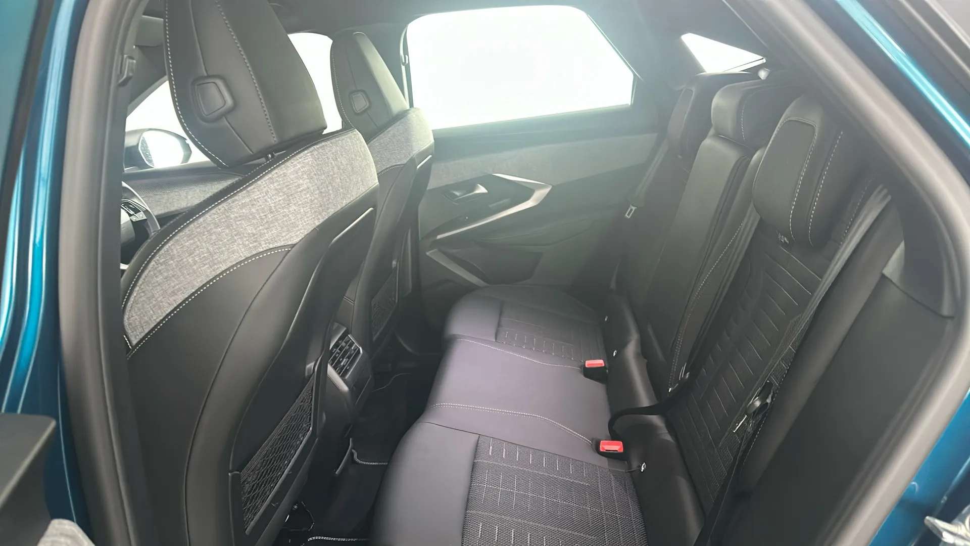 2025 PEUGEOT 3008 2025 PEUGEOT 3008