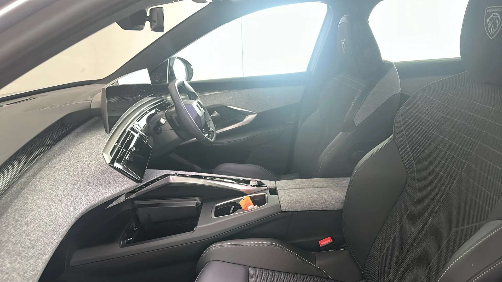 2025 PEUGEOT 3008 2025 PEUGEOT 3008