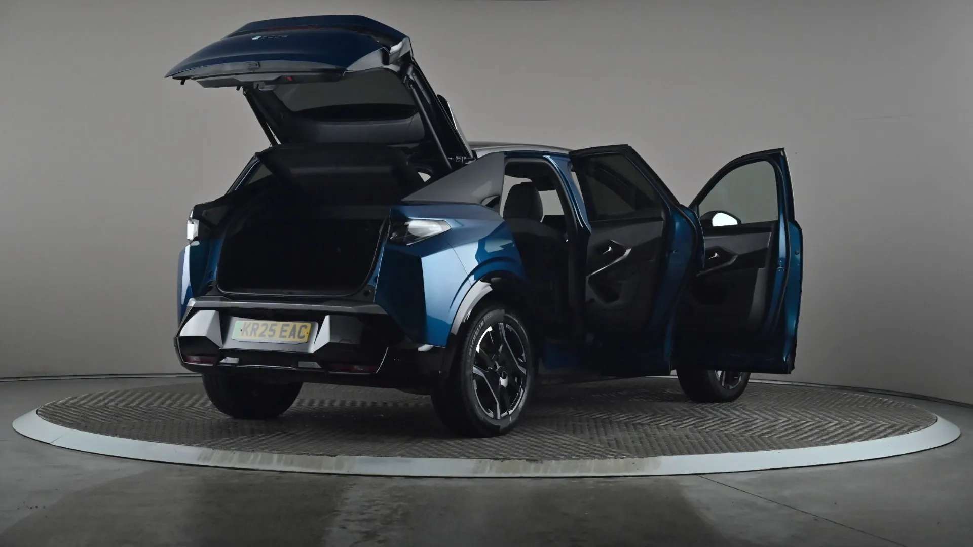 2025 PEUGEOT 3008 2025 PEUGEOT 3008