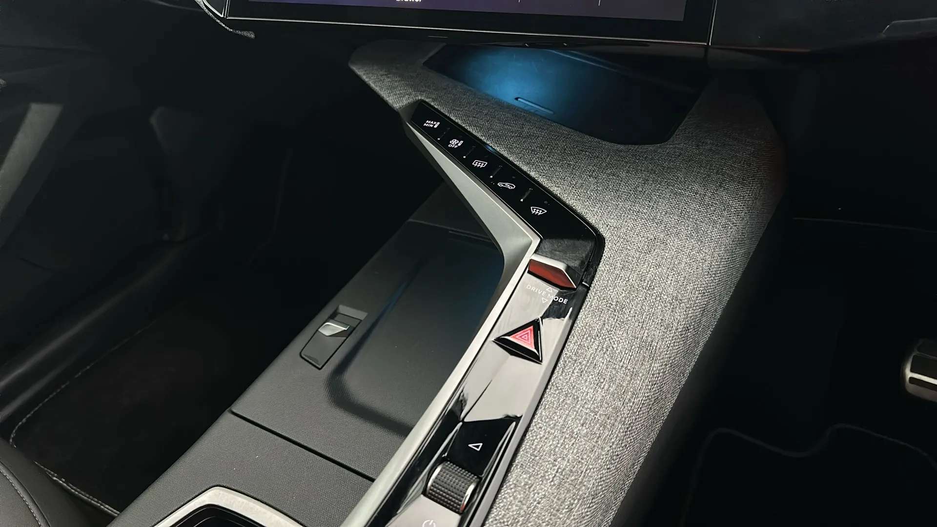 2025 PEUGEOT 3008 2025 PEUGEOT 3008