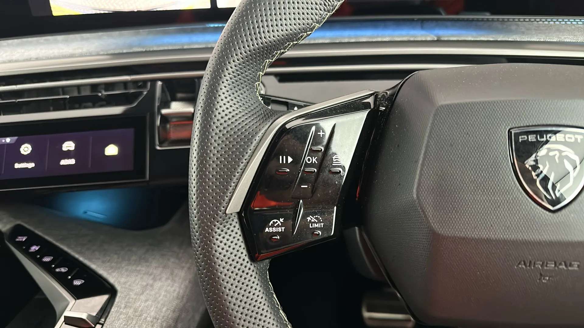 2025 PEUGEOT 3008 2025 PEUGEOT 3008