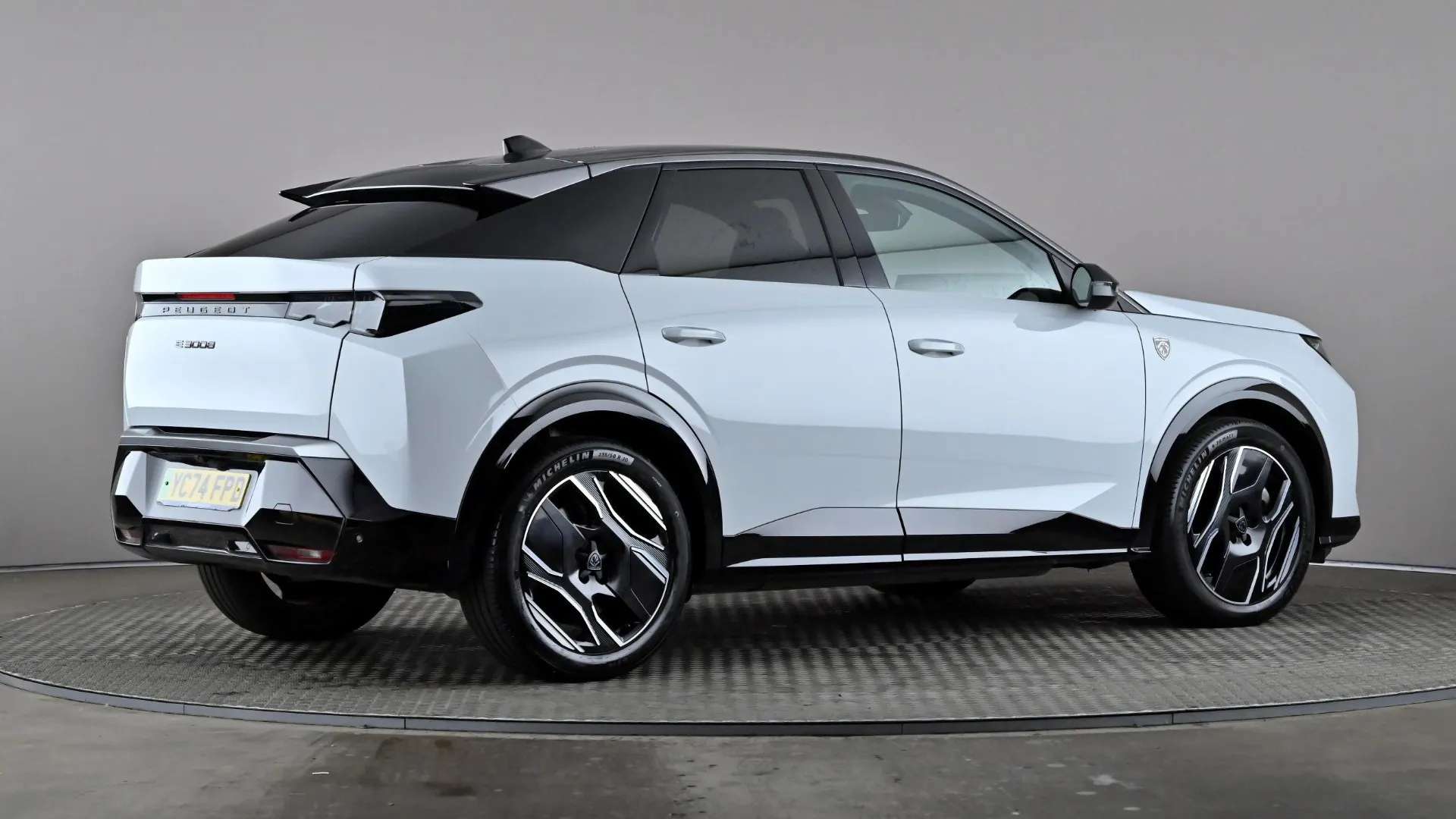 2024 PEUGEOT 3008 2024 PEUGEOT 3008