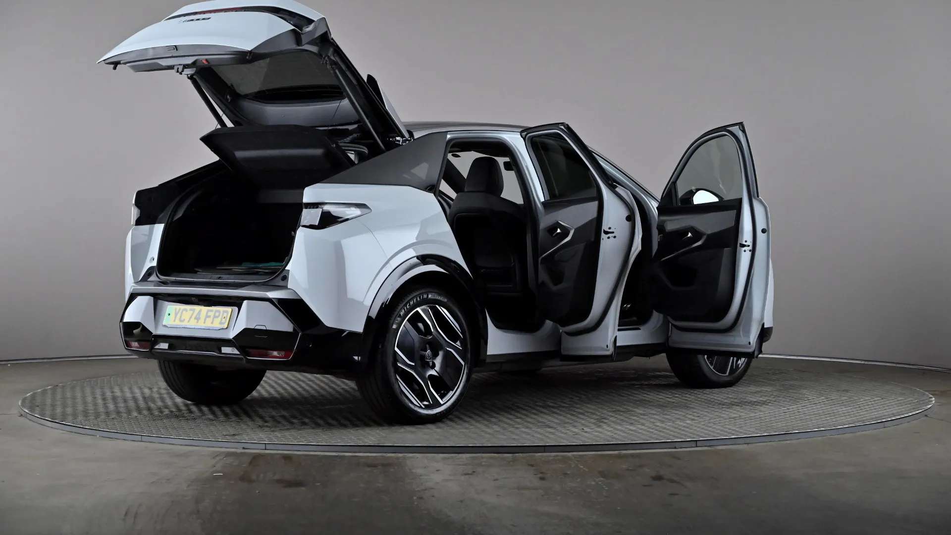 2024 PEUGEOT 3008 2024 PEUGEOT 3008