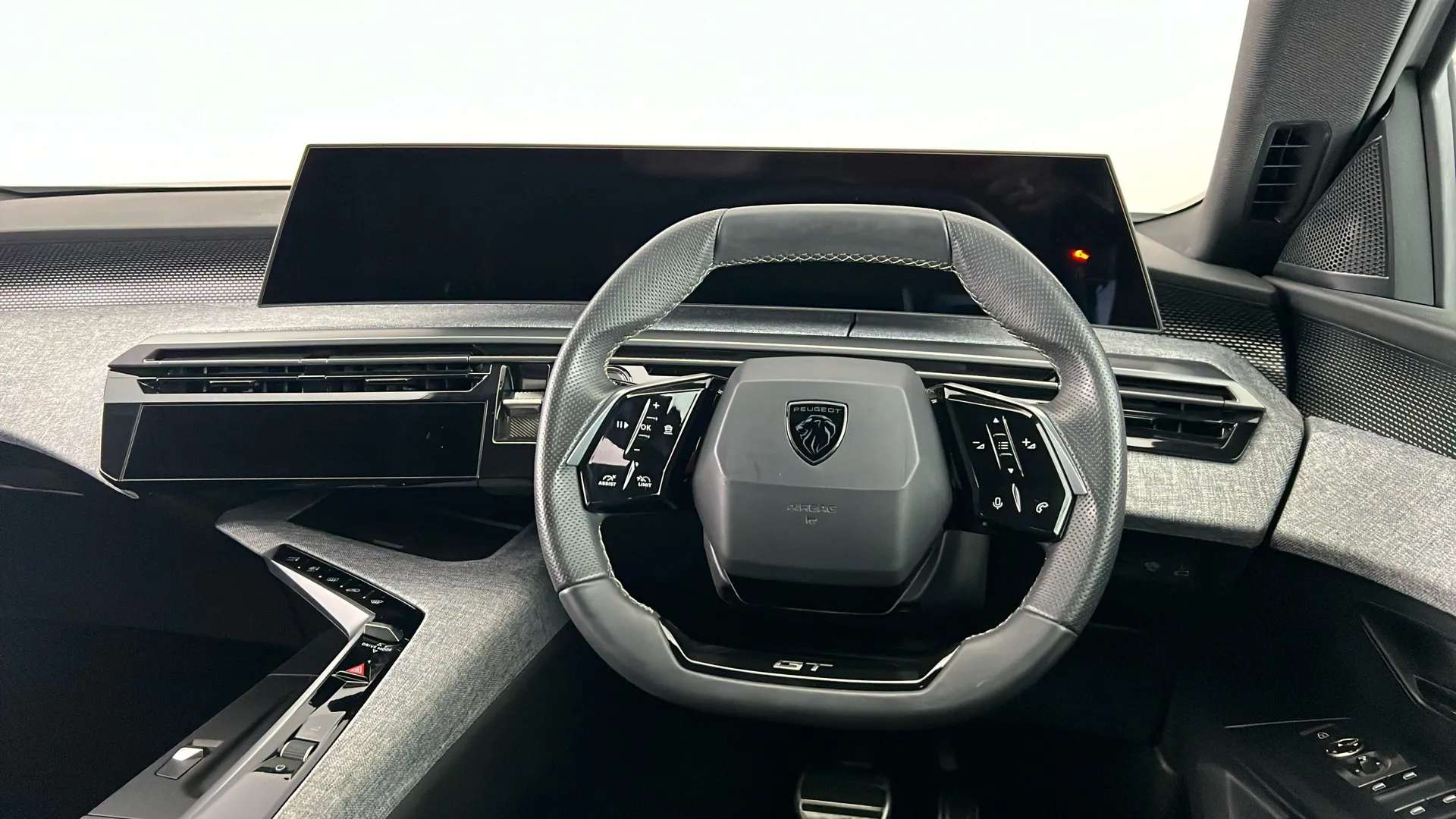 2024 PEUGEOT 3008 2024 PEUGEOT 3008