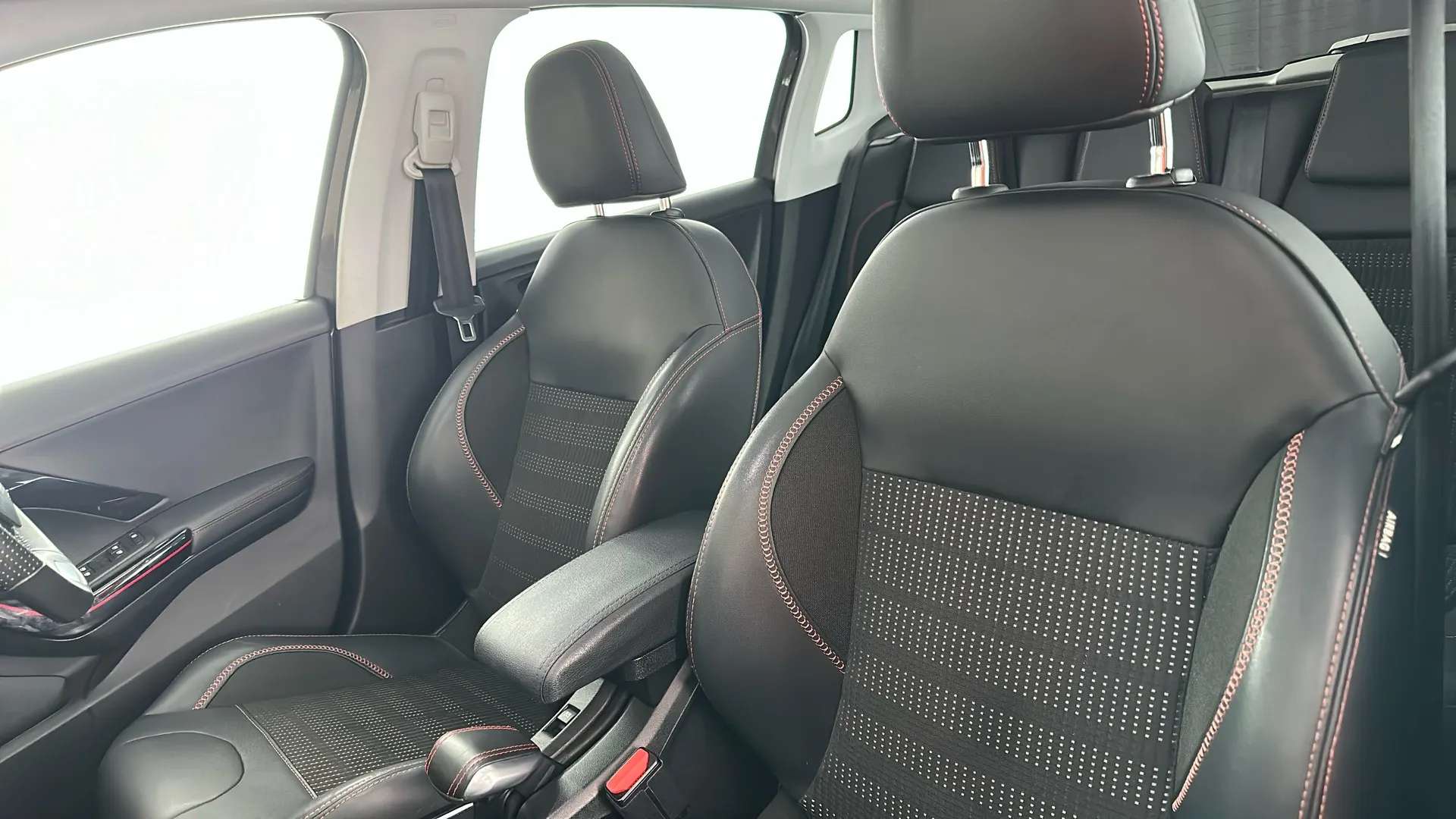 2019 PEUGEOT 2008 2019 PEUGEOT 2008