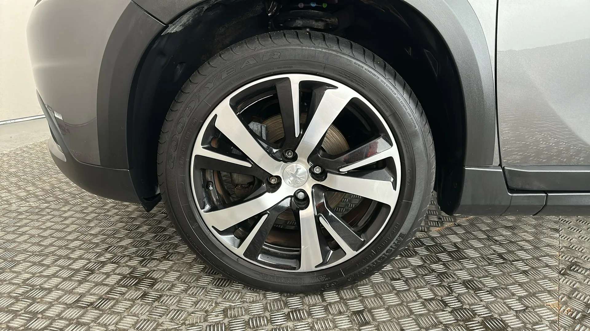 2019 PEUGEOT 2008 2019 PEUGEOT 2008