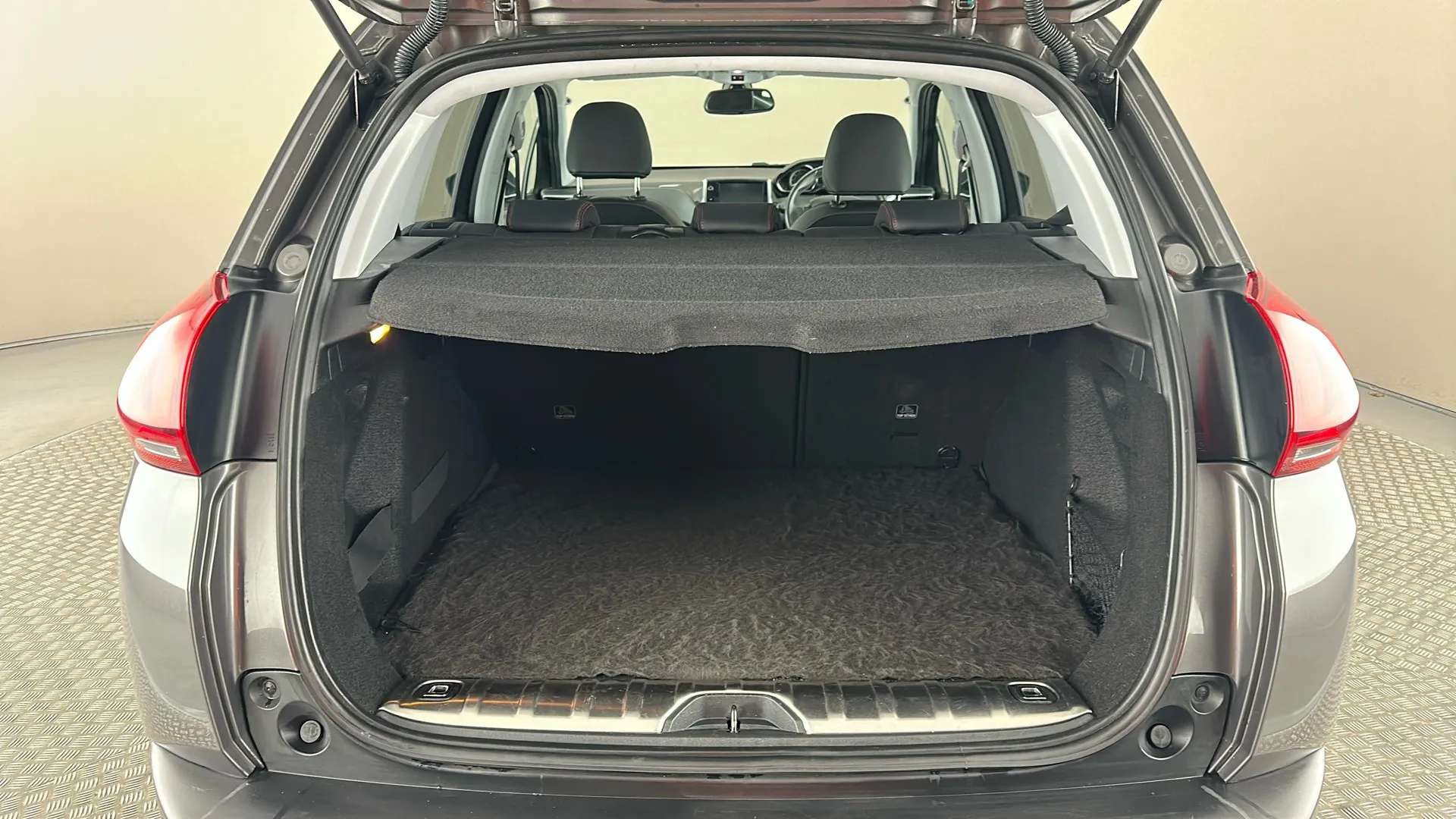 2019 PEUGEOT 2008 2019 PEUGEOT 2008