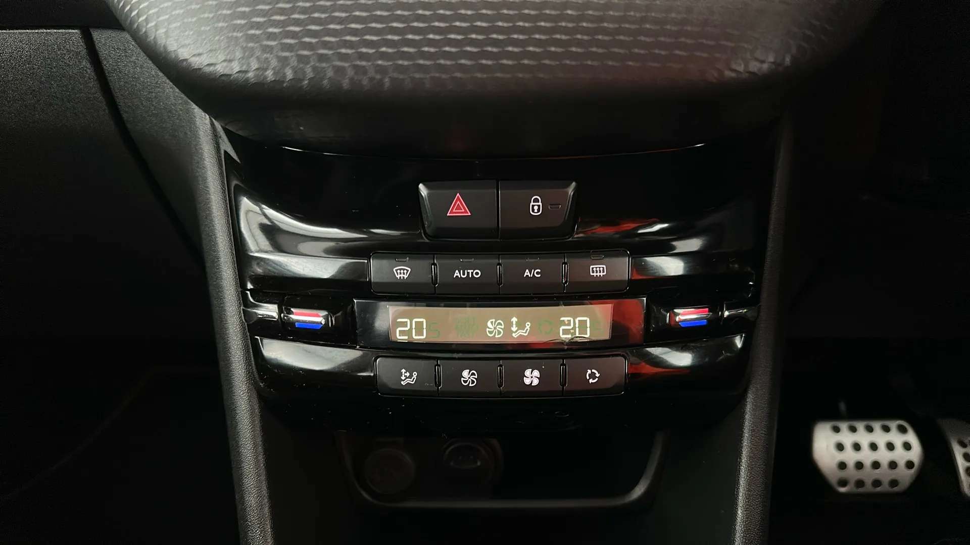 2019 PEUGEOT 2008 2019 PEUGEOT 2008