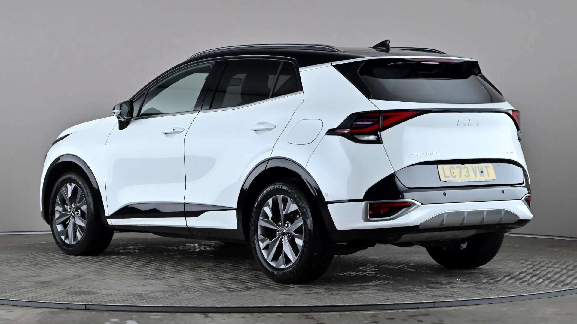 A 2023 KIA SPORTAGE 1.6T GDi HEV GT-Line S Auto A 2023 KIA SPORTAGE 1.6T GDi HEV GT-Line S Auto