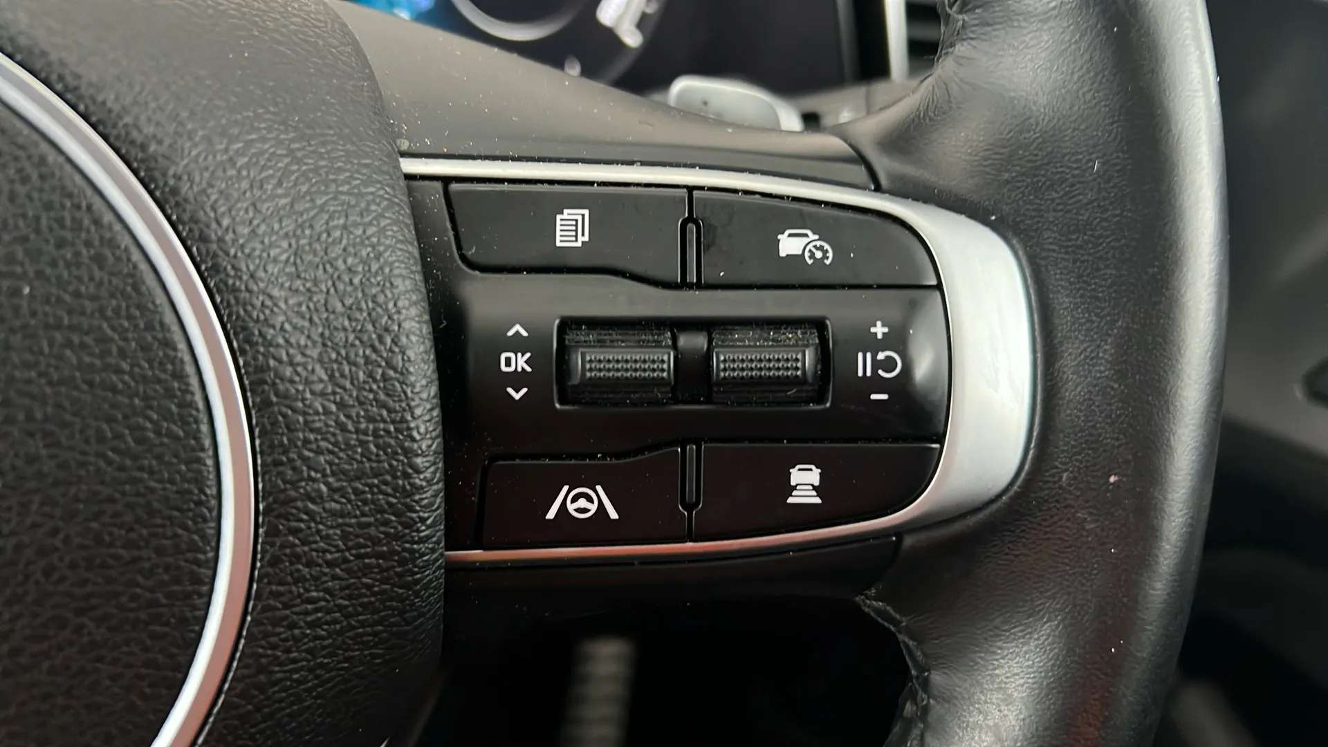 2023 KIA SPORTAGE 2023 KIA SPORTAGE