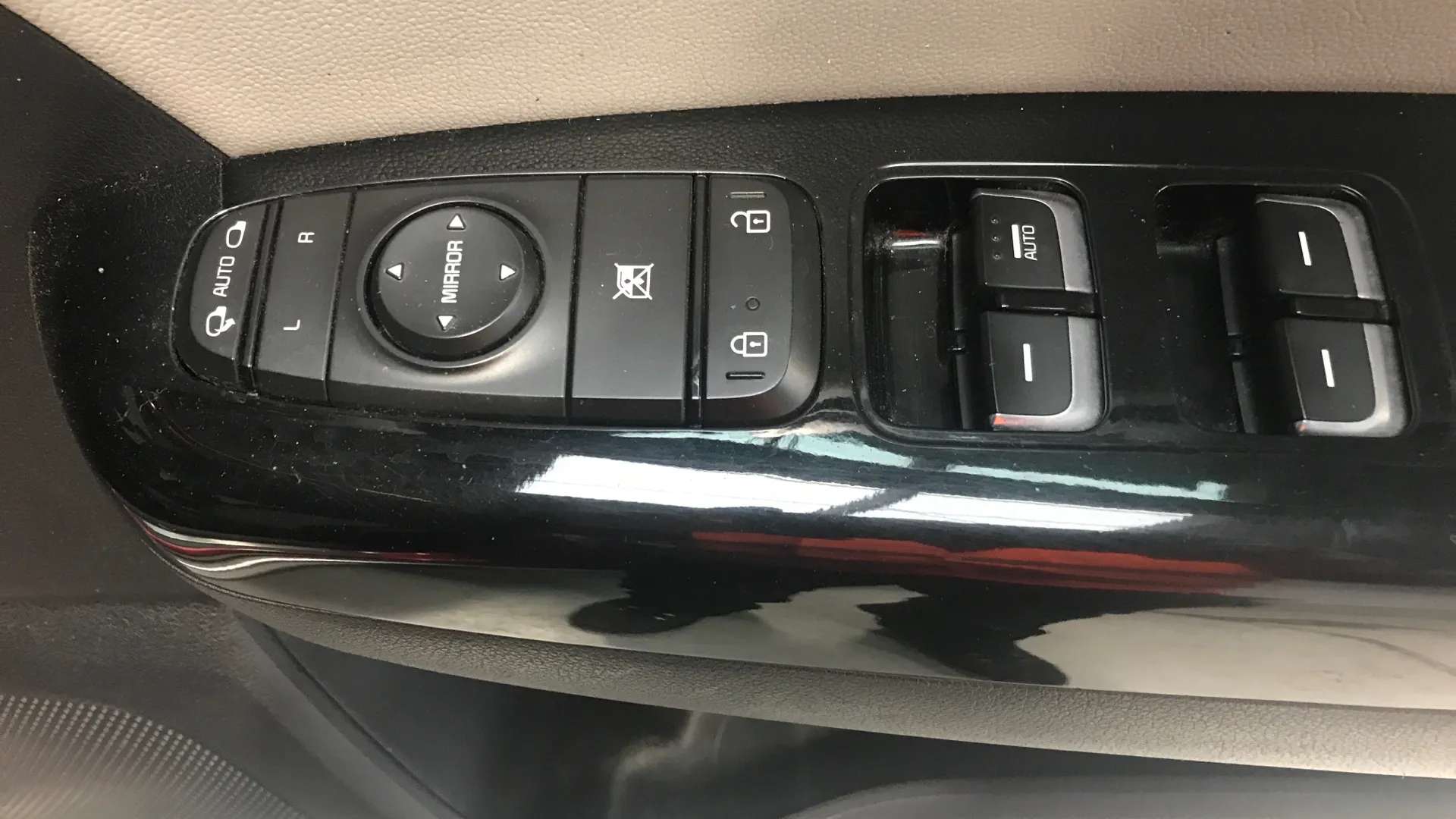 2017 KIA SPORTAGE 2017 KIA SPORTAGE