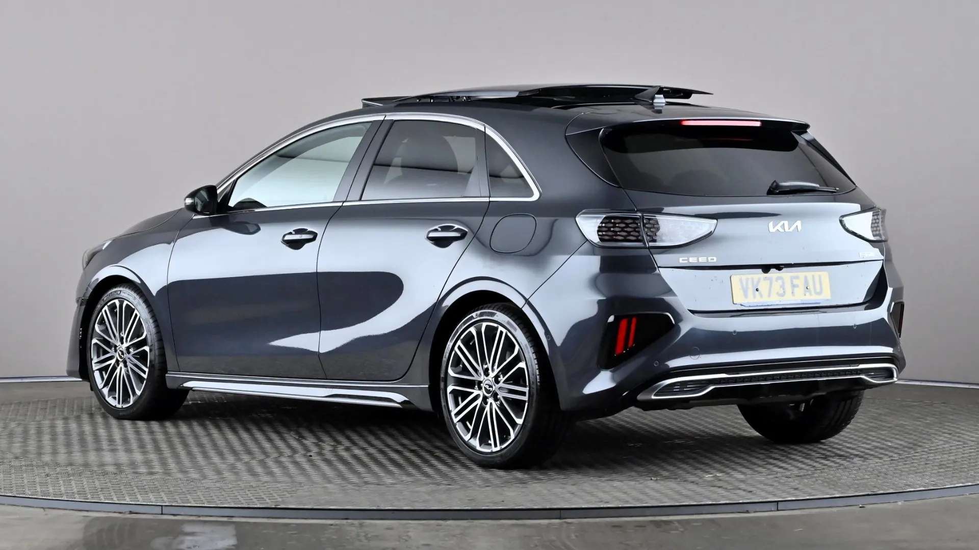 A 2023 KIA CEED 1.5T GDi ISG GT-Line S Auto A 2023 KIA CEED 1.5T GDi ISG GT-Line S Auto