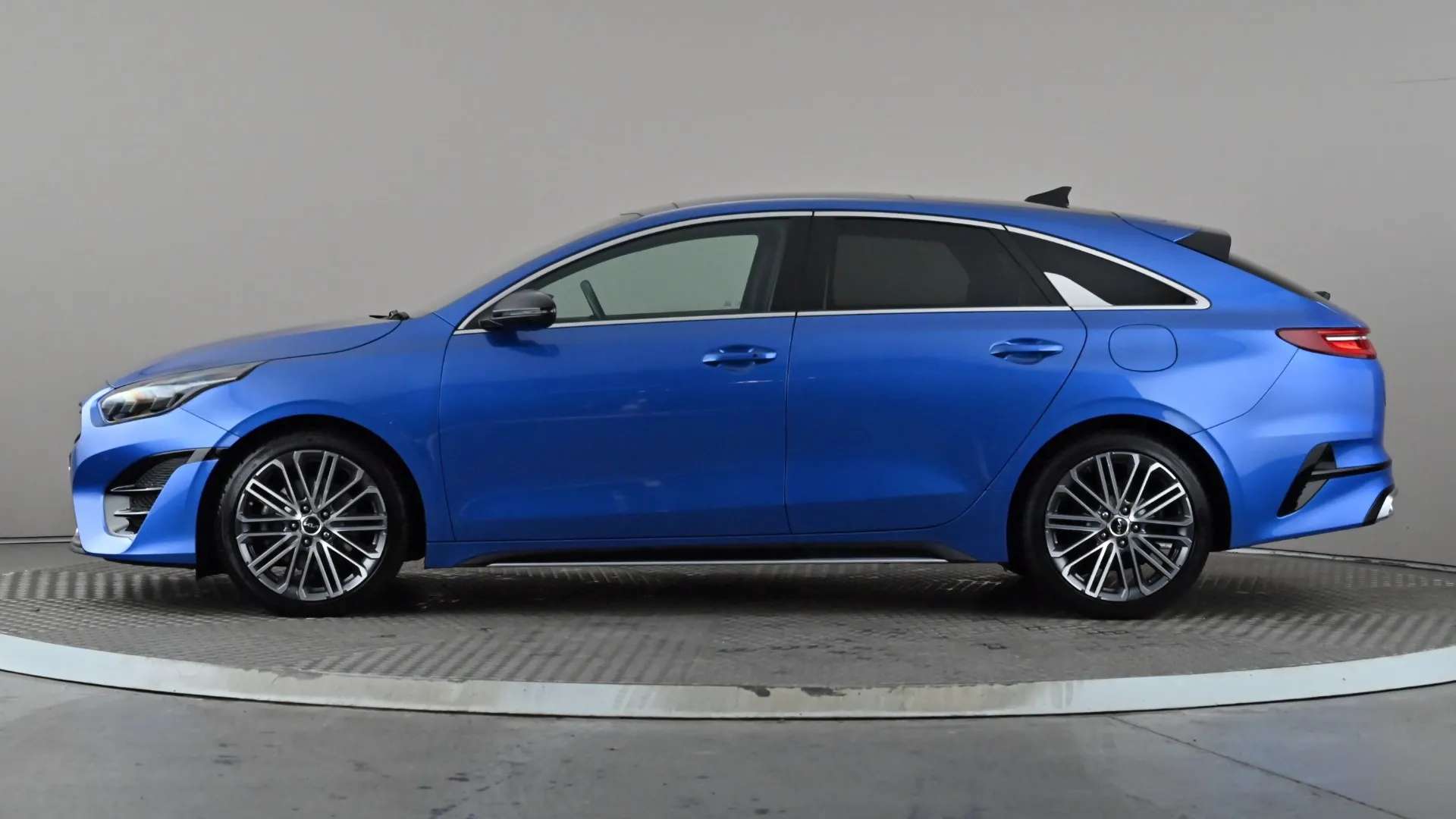 A 2023 KIA PRO CEED 1.5T GDi ISG GT-Line S DCT A 2023 KIA PRO CEED 1.5T GDi ISG GT-Line S DCT