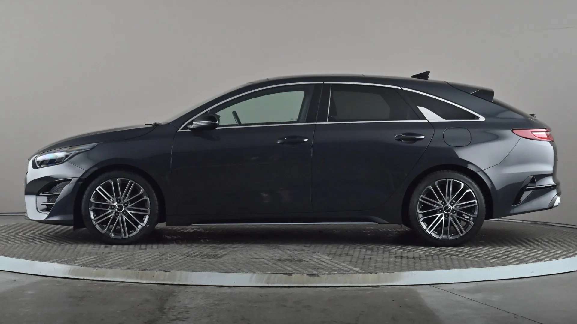 A 2024 KIA PRO CEED 1.5T GDi ISG GT-Line S DCT A 2024 KIA PRO CEED 1.5T GDi ISG GT-Line S DCT