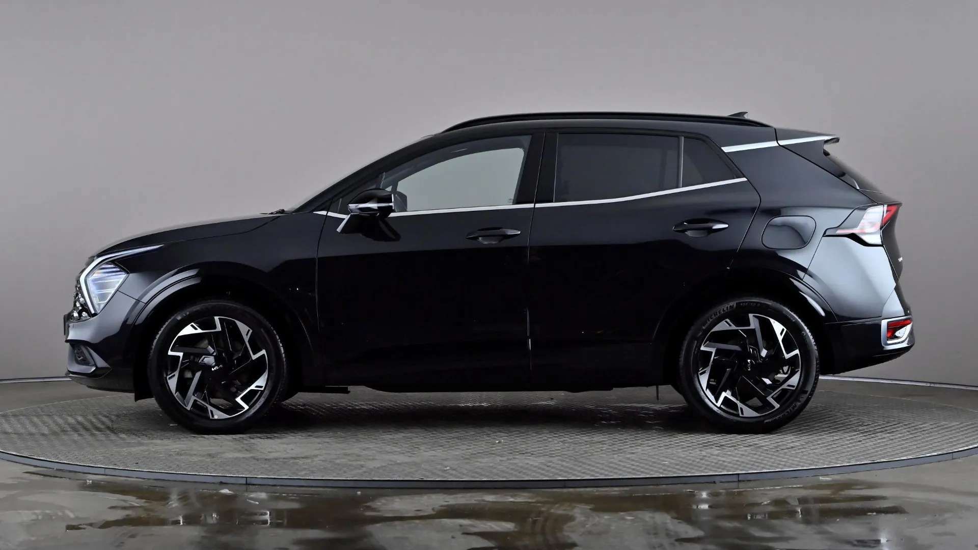 A 2025 KIA SPORTAGE 1.6T GDi 157 48V ISG GT-Line S DCT A 2025 KIA SPORTAGE 1.6T GDi 157 48V ISG GT-Line S DCT