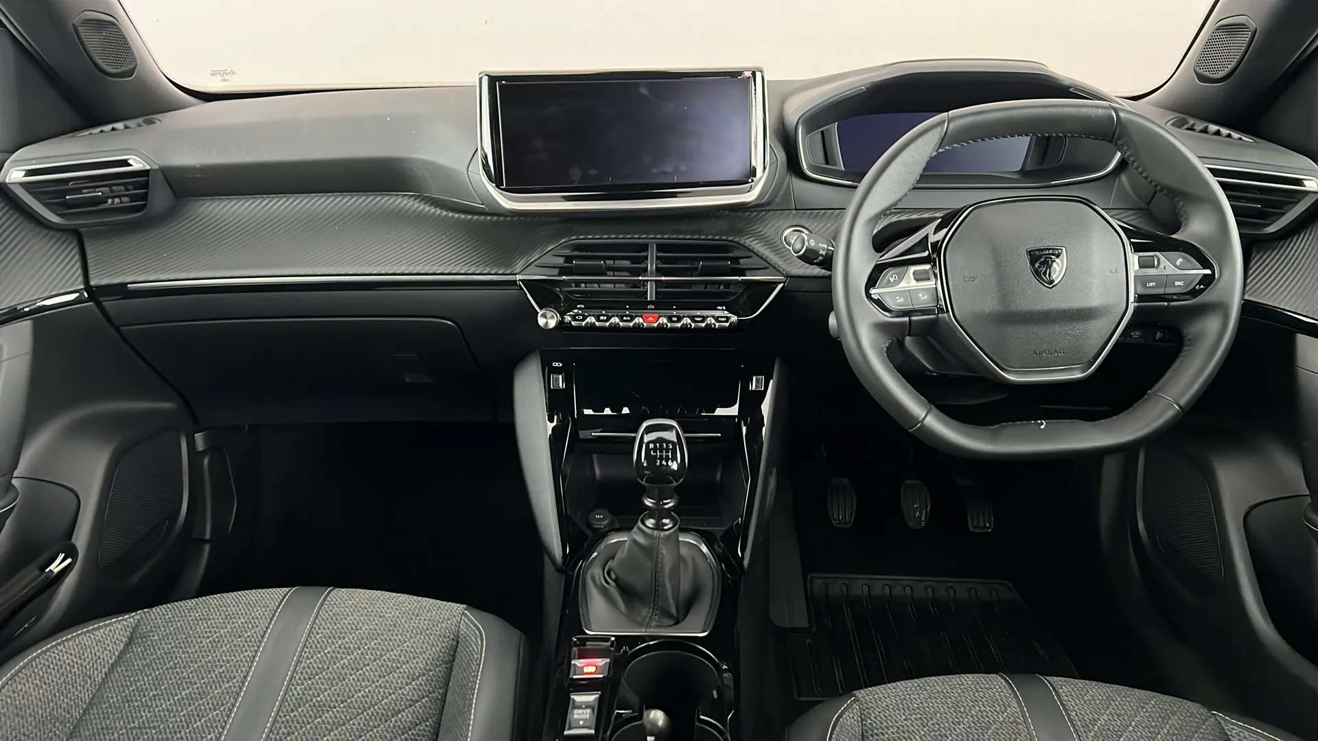 2024 PEUGEOT 2008 2024 PEUGEOT 2008