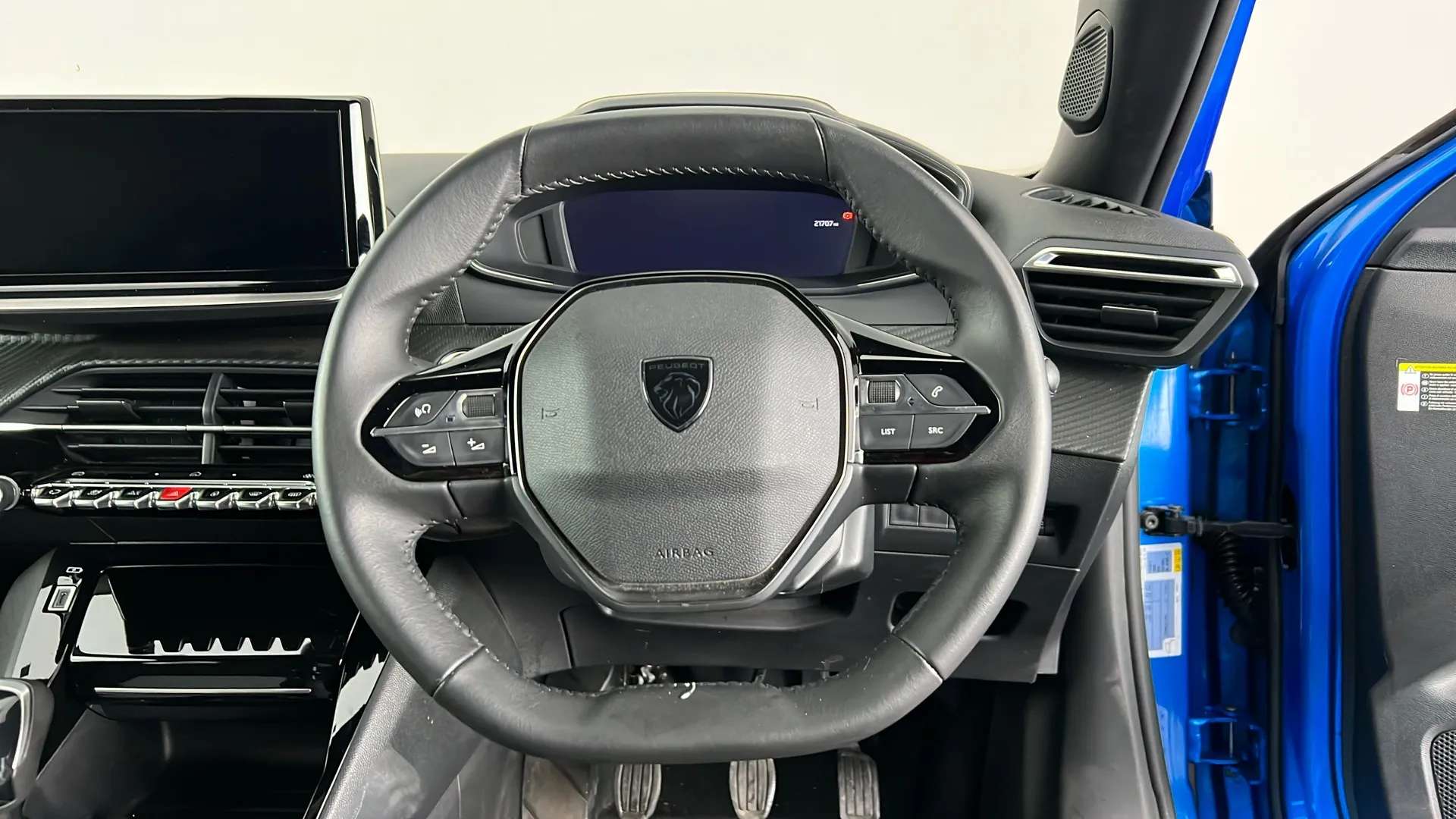 2024 PEUGEOT 2008 2024 PEUGEOT 2008