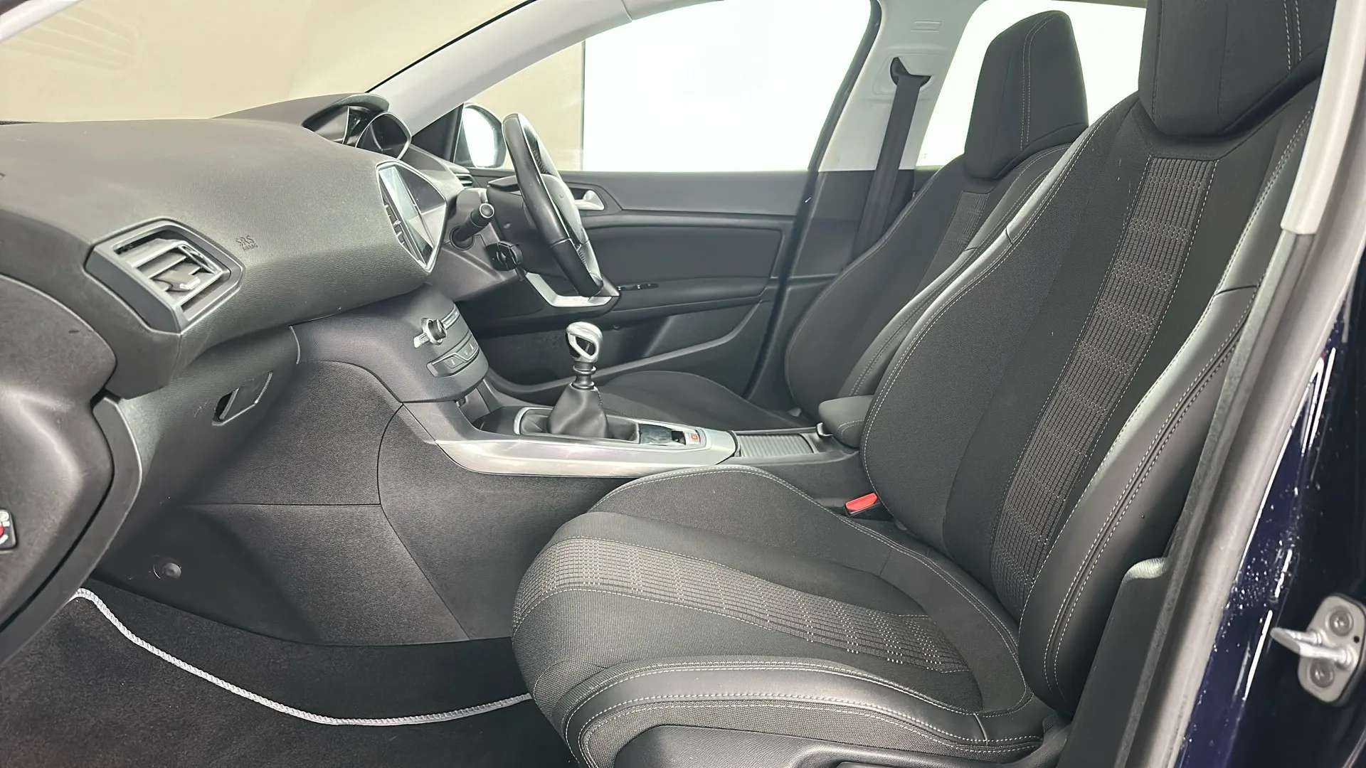 2018 PEUGEOT 308 2018 PEUGEOT 308