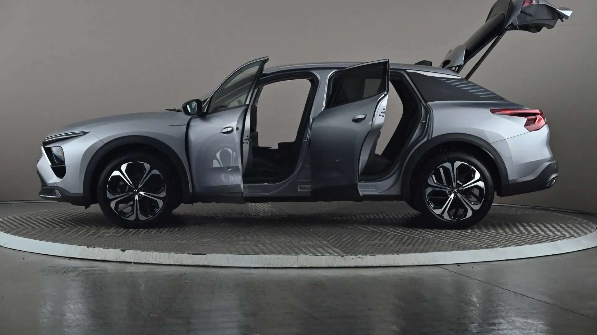 2025 CITROEN C5 X 2025 CITROEN C5 X