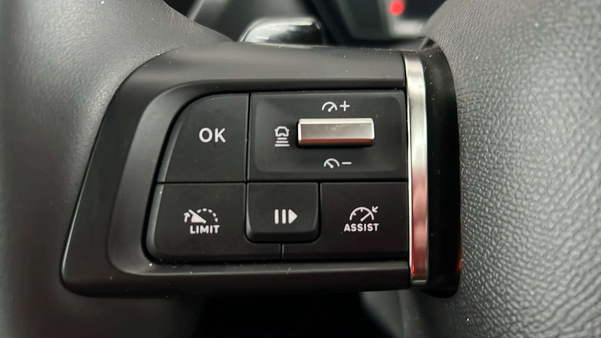 2024 CITROEN C5 X 2024 CITROEN C5 X