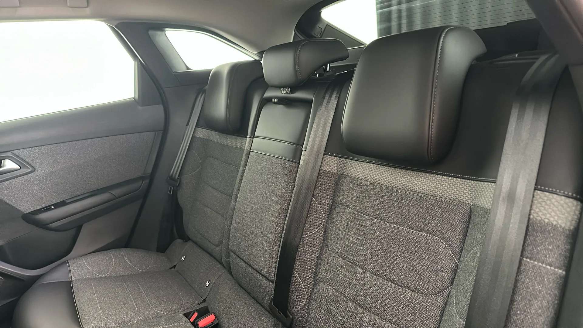 2024 CITROEN C5 X 2024 CITROEN C5 X