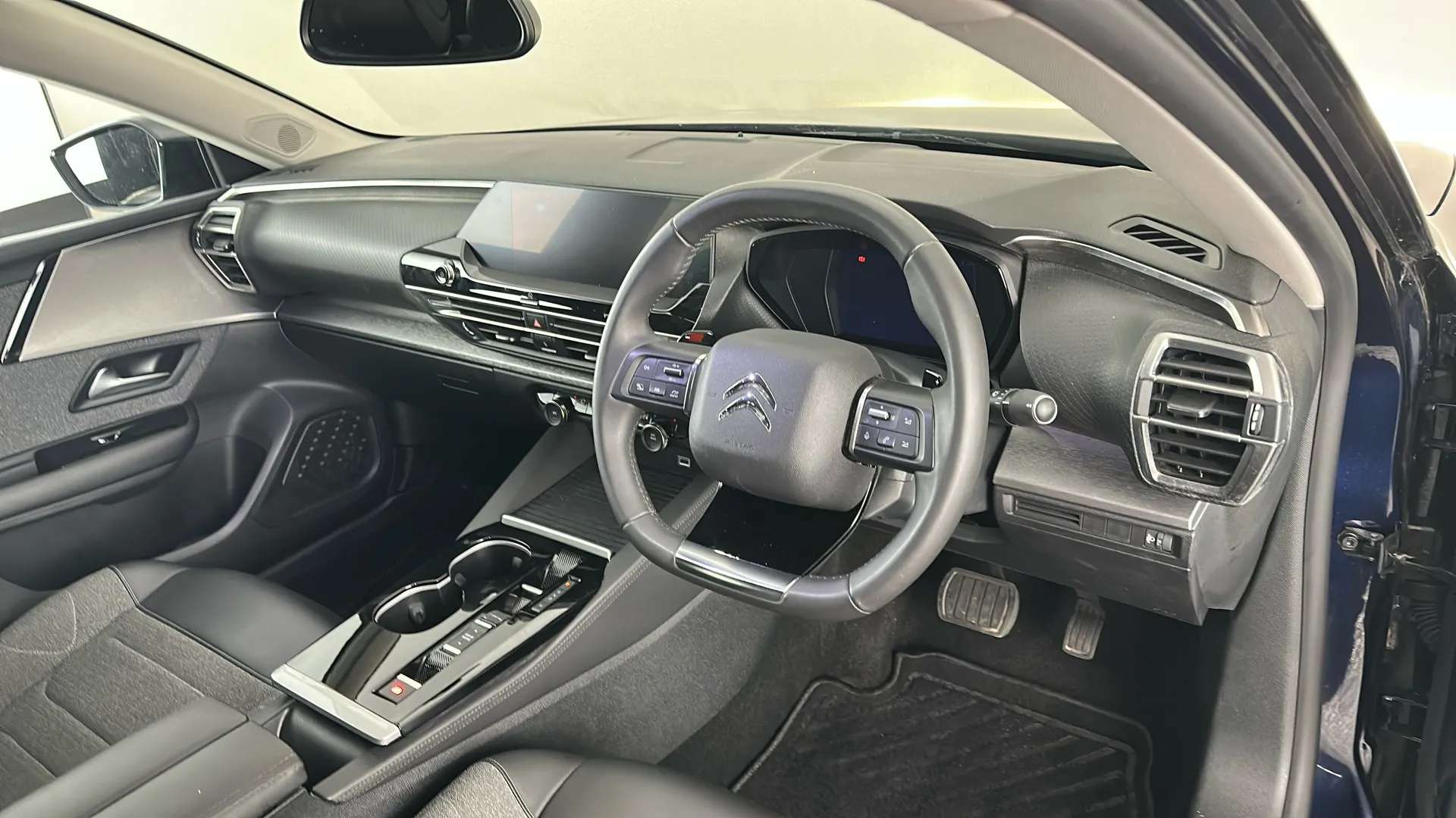 2024 CITROEN C5 X 2024 CITROEN C5 X