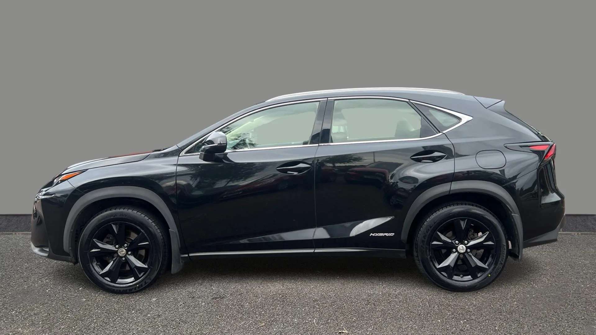 A 2016 LEXUS NX 300h 2.5 Sport CVT A 2016 LEXUS NX 300h 2.5 Sport CVT